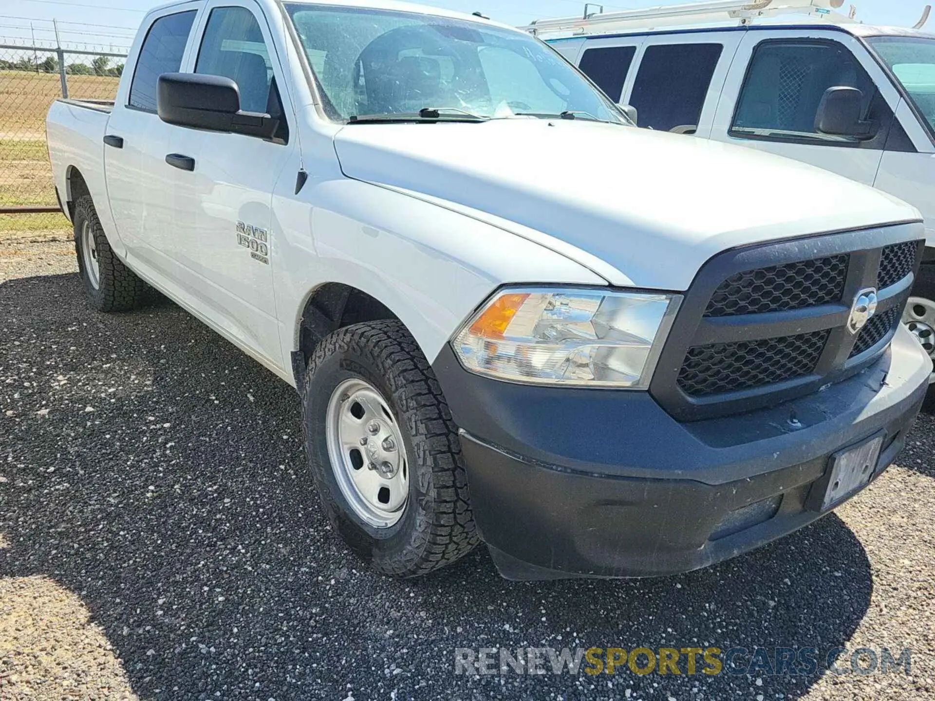14 Photograph of a damaged car 3C6RR7KG6NG295504 RAM 1500 CLASSIC 2022