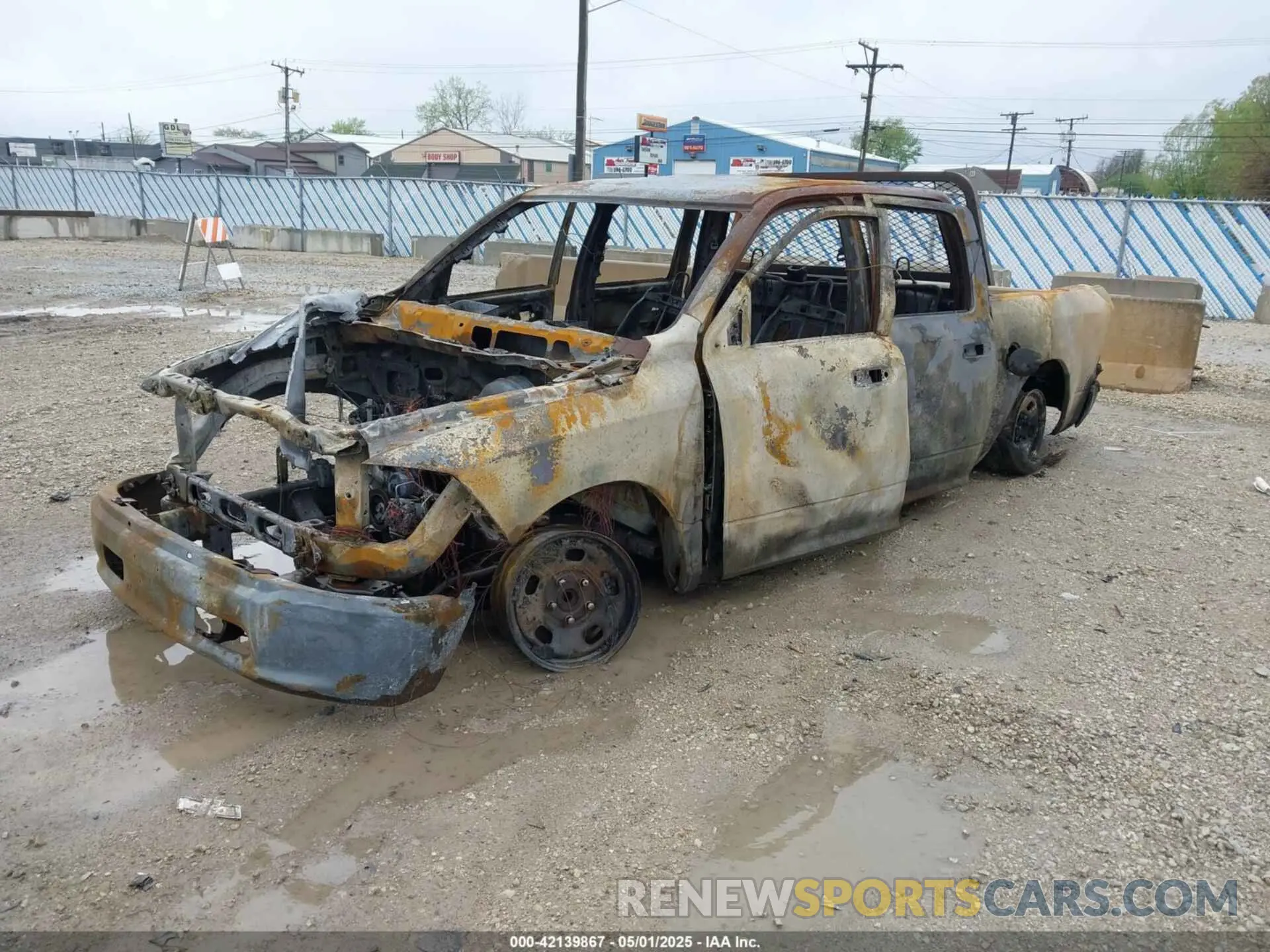2 Photograph of a damaged car 1C6RR6KGXPS535417 RAM 1500 CLASSIC 2023