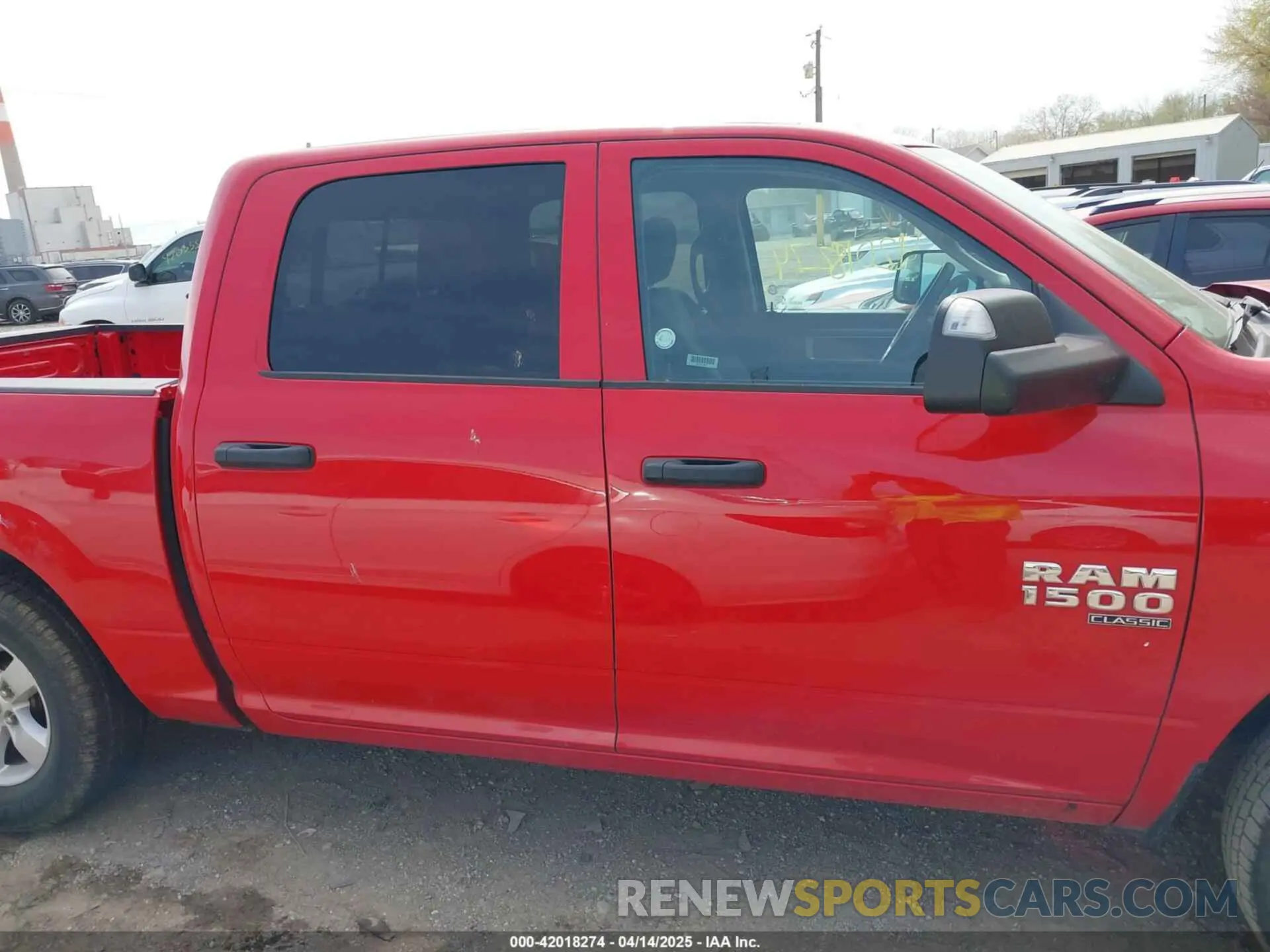 13 Photograph of a damaged car 1C6RR7LG2PS516882 RAM 1500 CLASSIC 2023