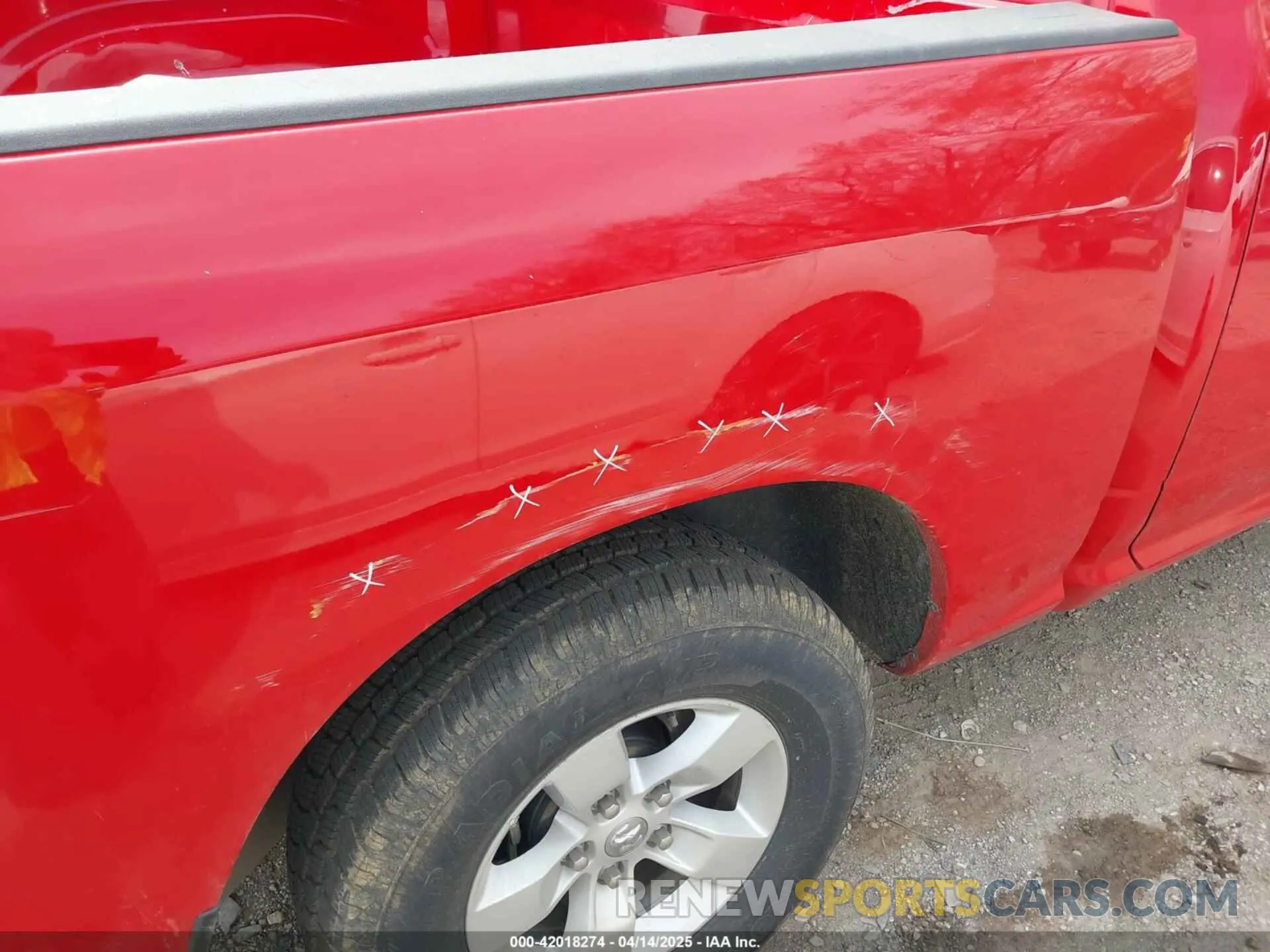 17 Photograph of a damaged car 1C6RR7LG2PS516882 RAM 1500 CLASSIC 2023