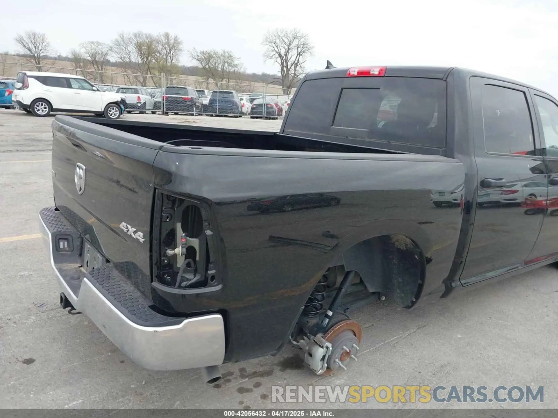 22 Фотография поврежденного автомобиля 1C6RR7LG9PS551886 RAM 1500 CLASSIC 2023