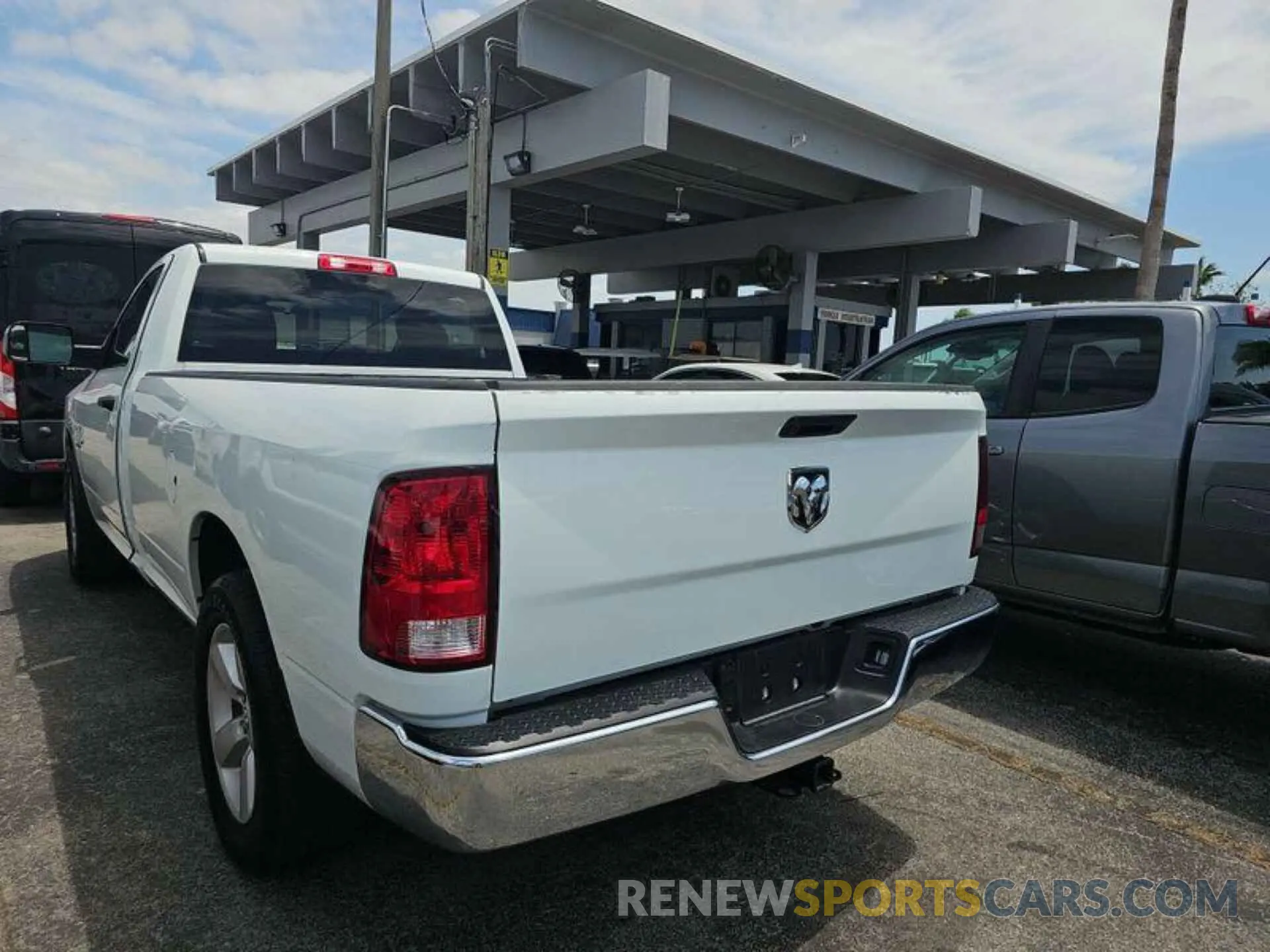 15 Photograph of a damaged car 3C6JR6DT5PG673896 RAM 1500 CLASSIC 2023