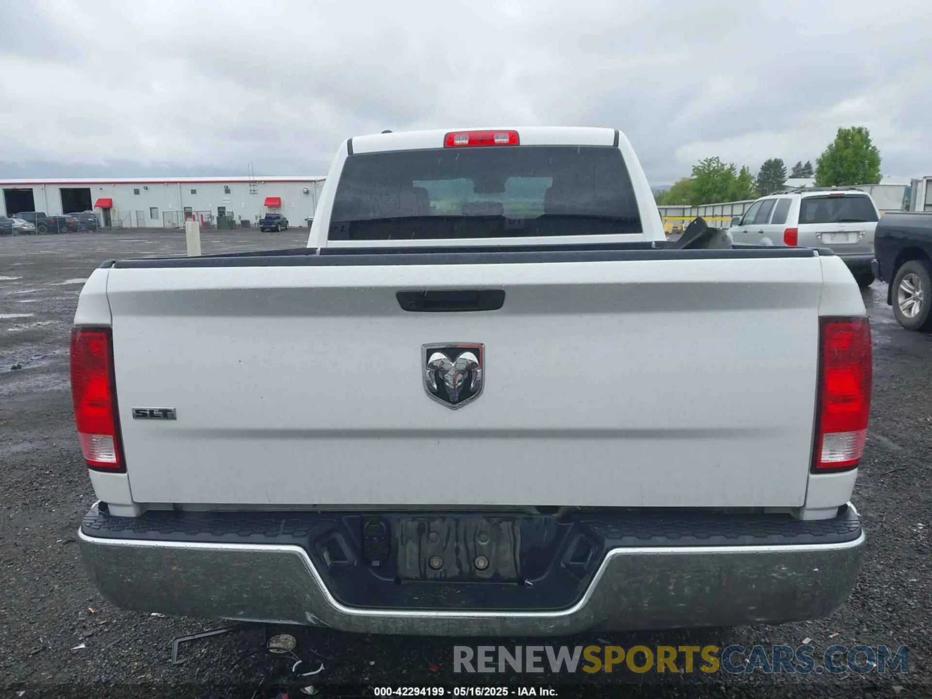 17 Photograph of a damaged car 1C6RR6GG2RS128803 RAM 1500 CLASSIC 2024