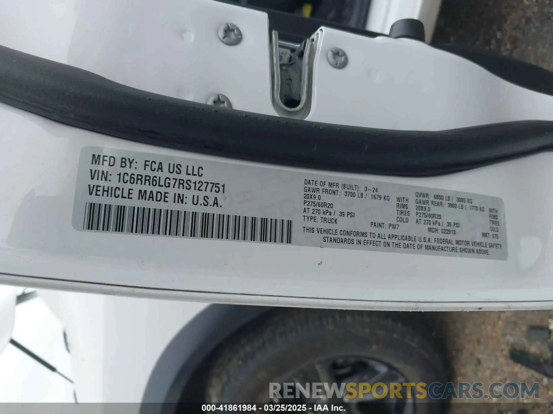 9 Photograph of a damaged car 1C6RR6LG7RS127751 RAM 1500 CLASSIC 2024