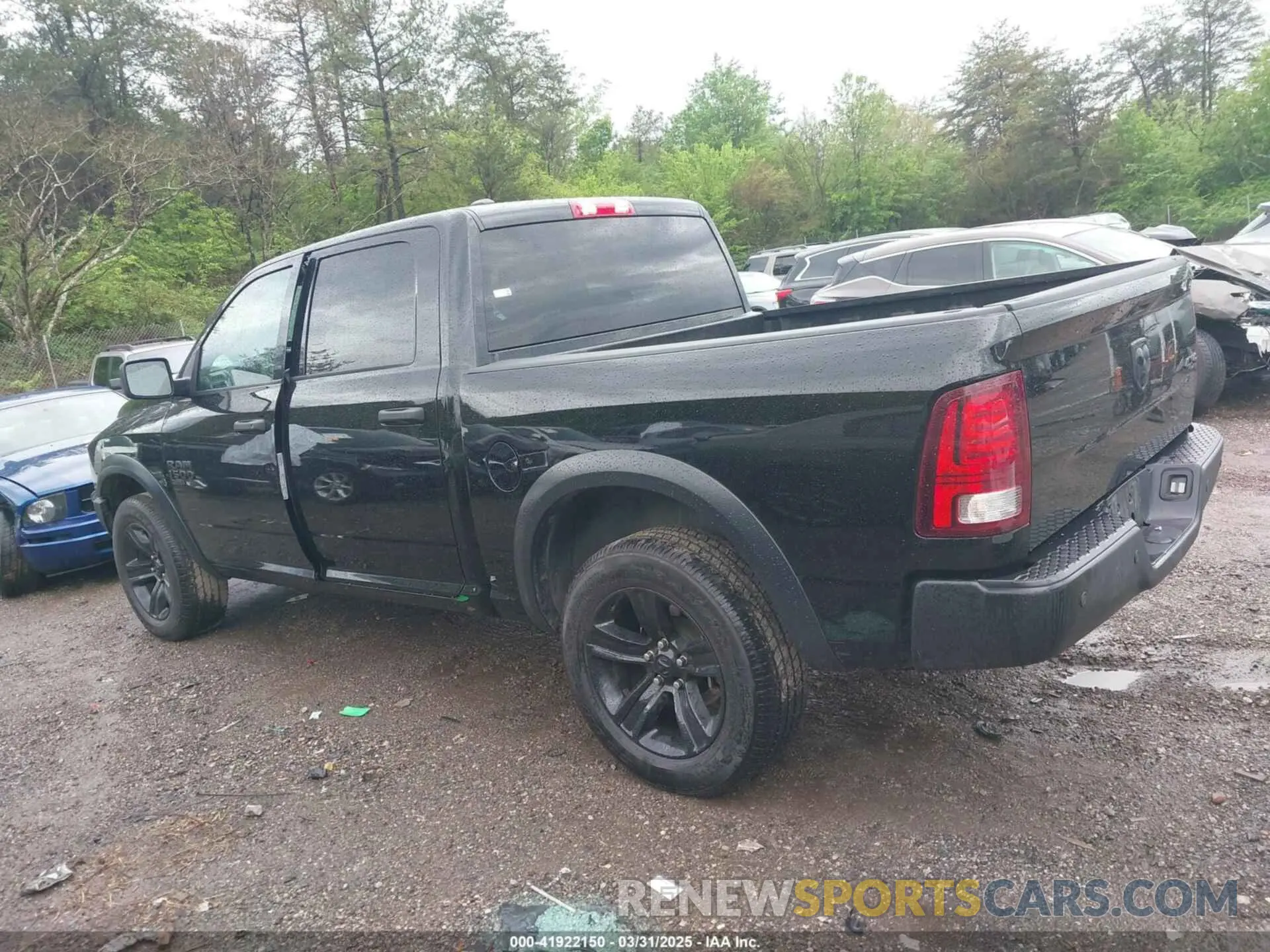 14 Photograph of a damaged car 1C6RR7LG0RS129797 RAM 1500 CLASSIC 2024