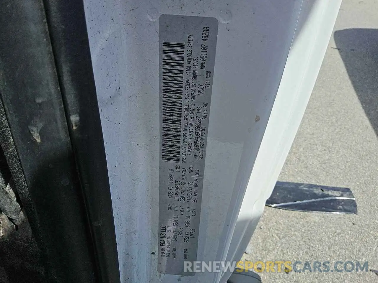 12 Photograph of a damaged car 3C6MR4AJ6KG569267 RAM 2500 2019