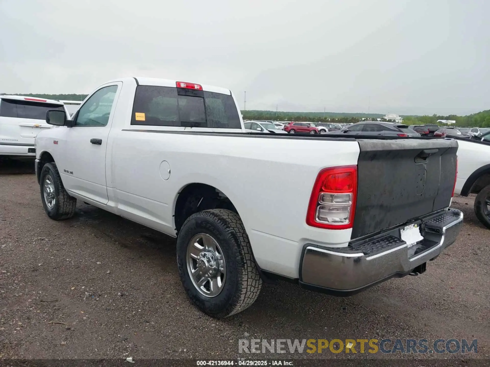 3 Photograph of a damaged car 3C6MR4AJXKG680629 RAM 2500 2019