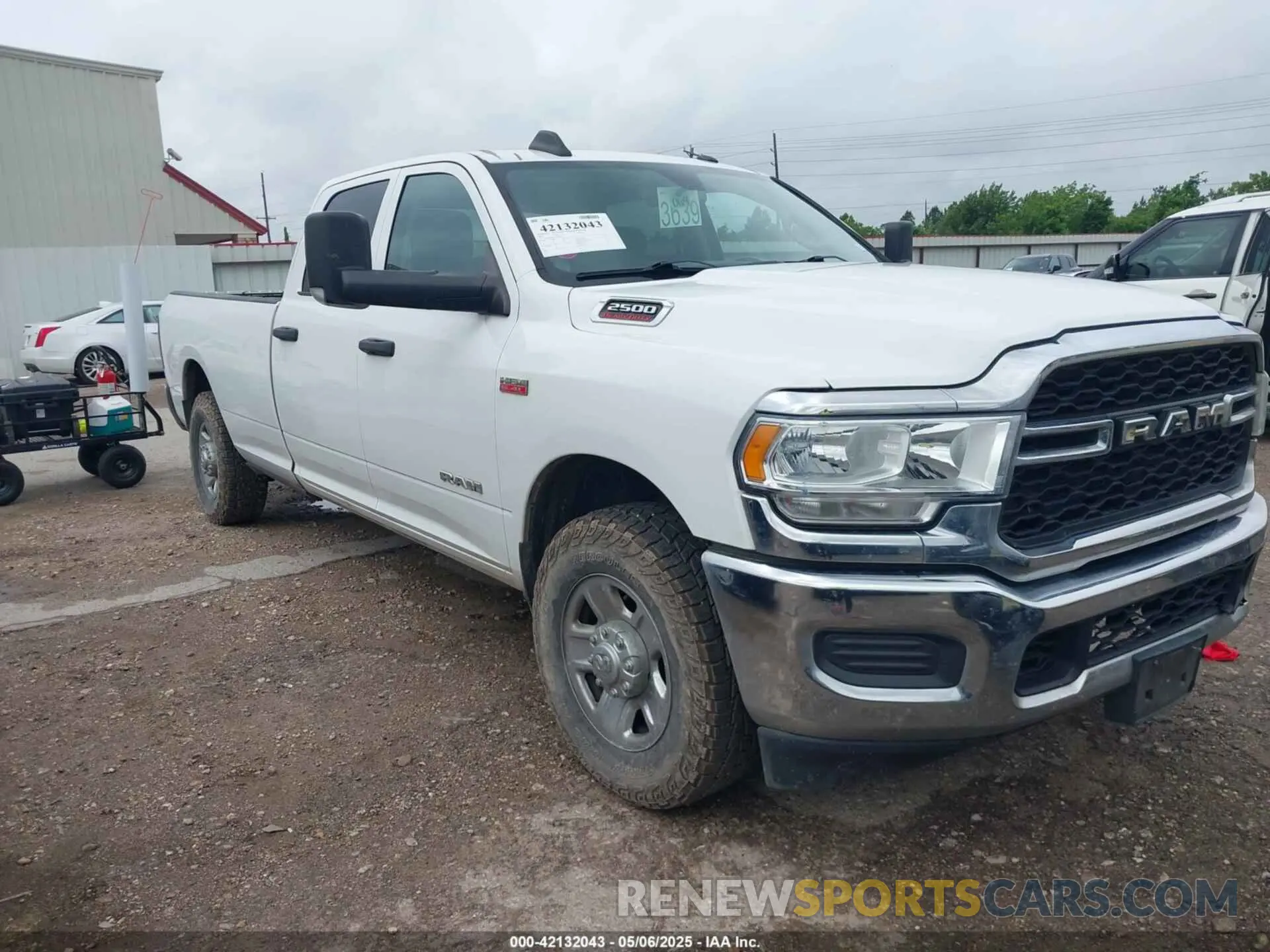 1 Photograph of a damaged car 3C6UR4HJ9KG646011 RAM 2500 2019