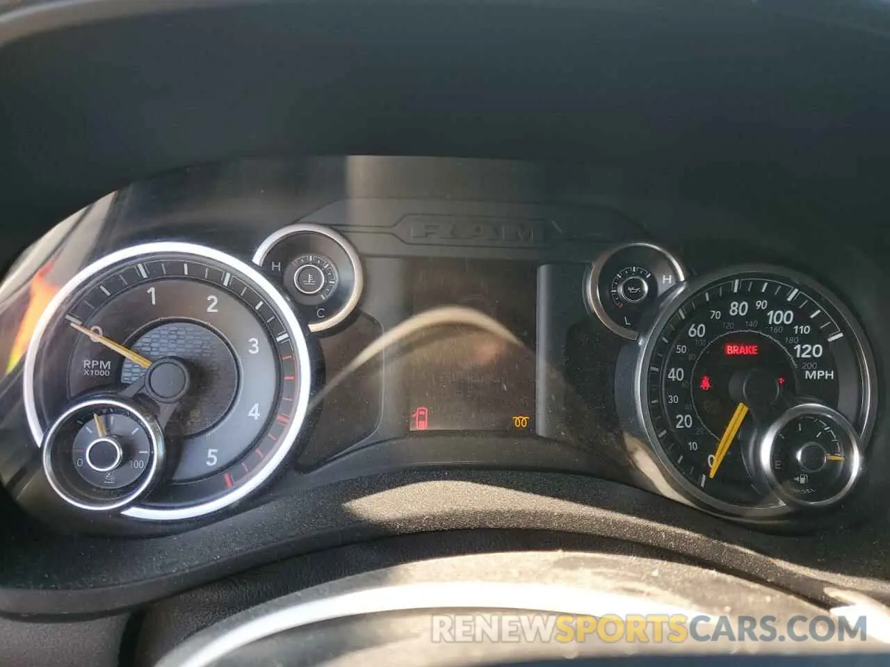 9 Photograph of a damaged car 3C6UR4HL4KG576211 RAM 2500 2019