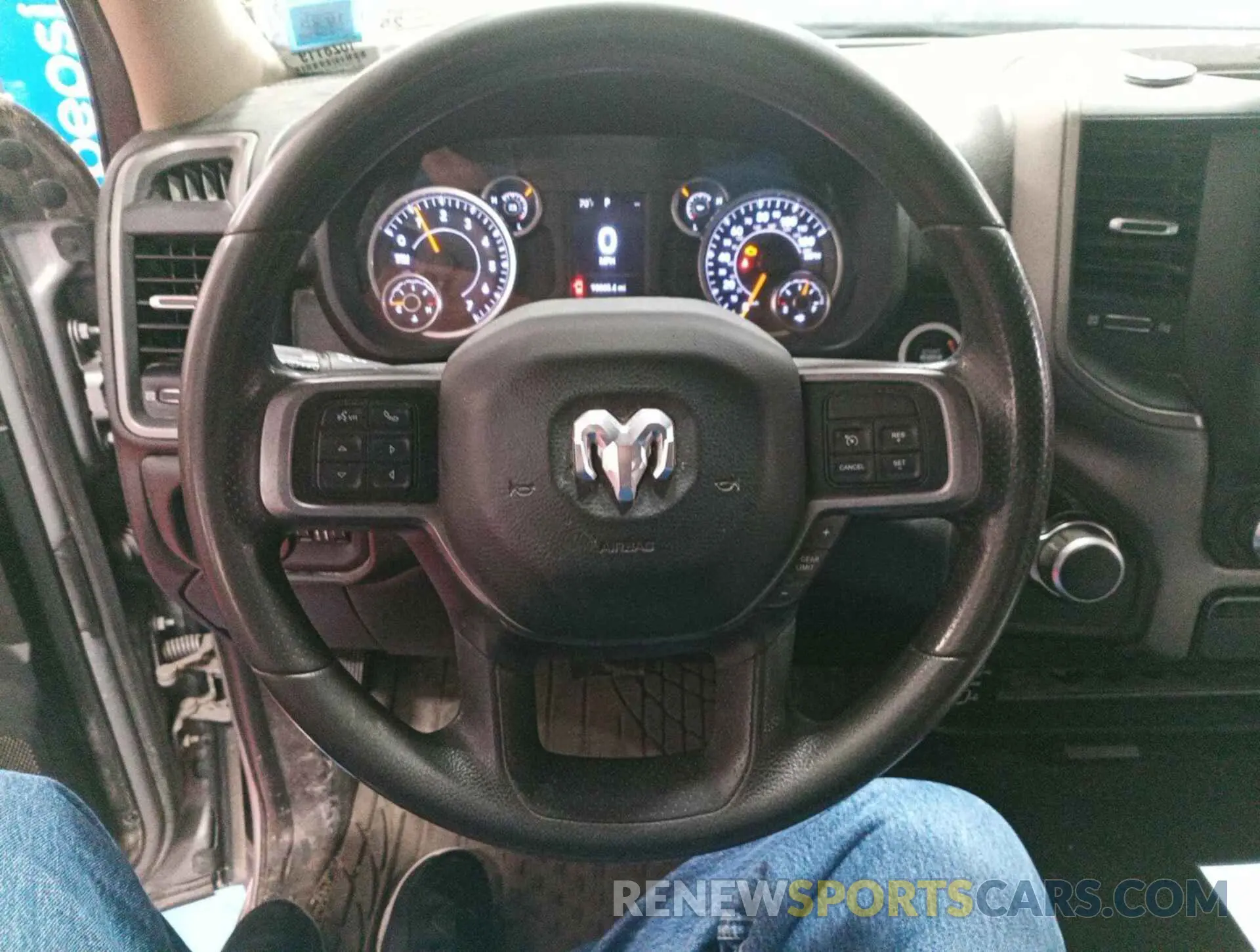 25 Photograph of a damaged car 3C6UR5CJ2KG596954 RAM 2500 2019