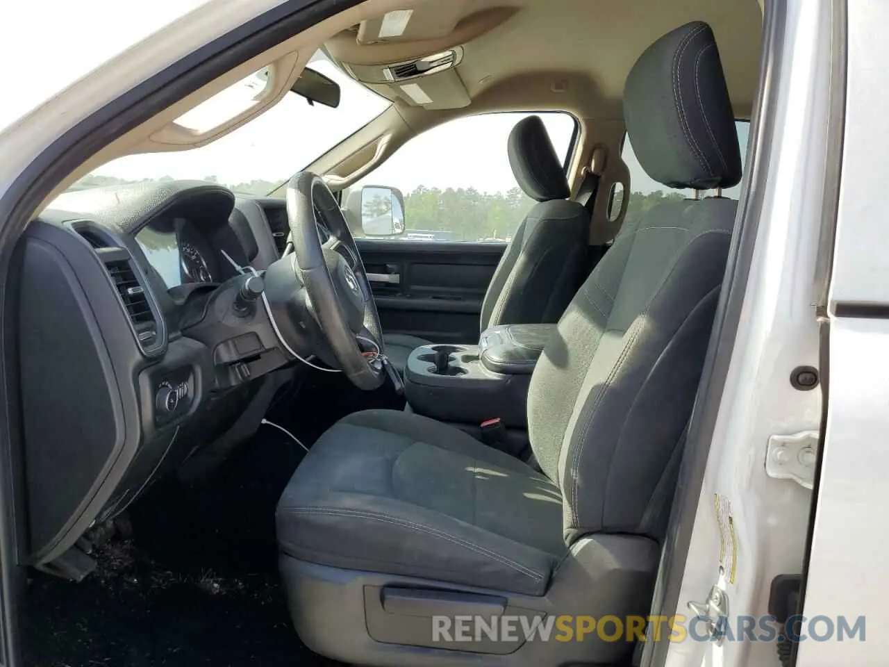 7 Photograph of a damaged car 3C6UR5CL7KG576779 RAM 2500 2019