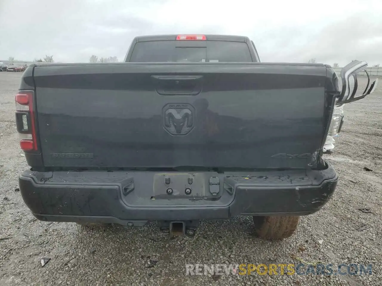 6 Фотография поврежденного автомобиля 3C6UR5DL5KG652482 RAM 2500 2019