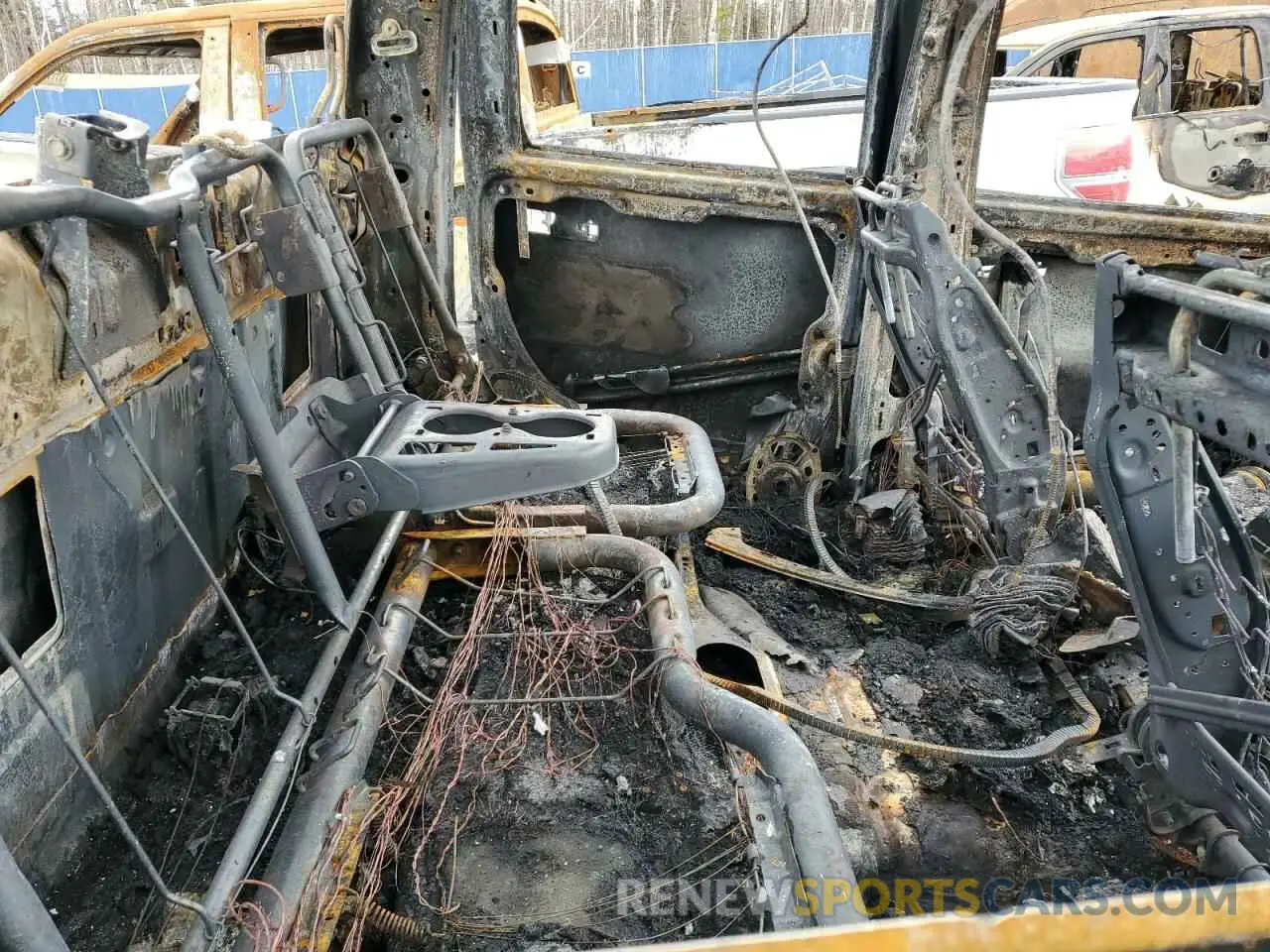 10 Photograph of a damaged car 3C6UR5DL6KG517981 RAM 2500 2019