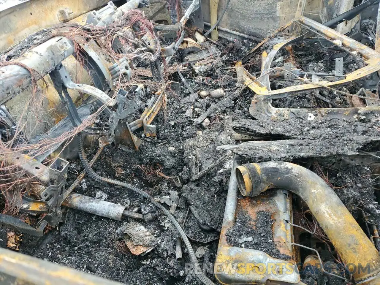 7 Photograph of a damaged car 3C6UR5DL6KG517981 RAM 2500 2019