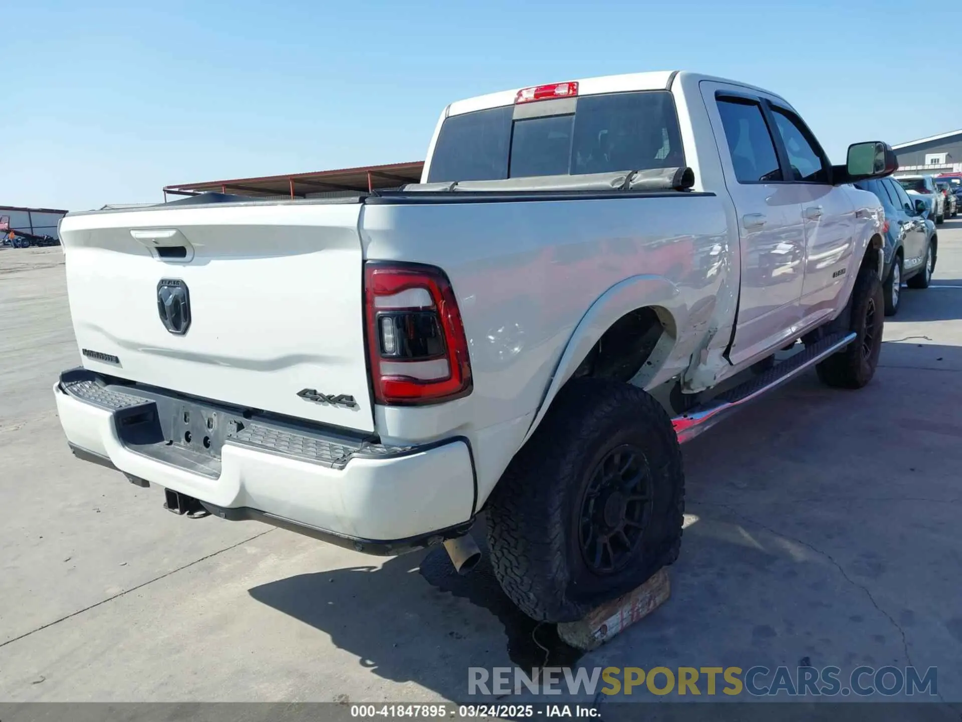 4 Photograph of a damaged car 3C6UR5FJ0KG684641 RAM 2500 2019