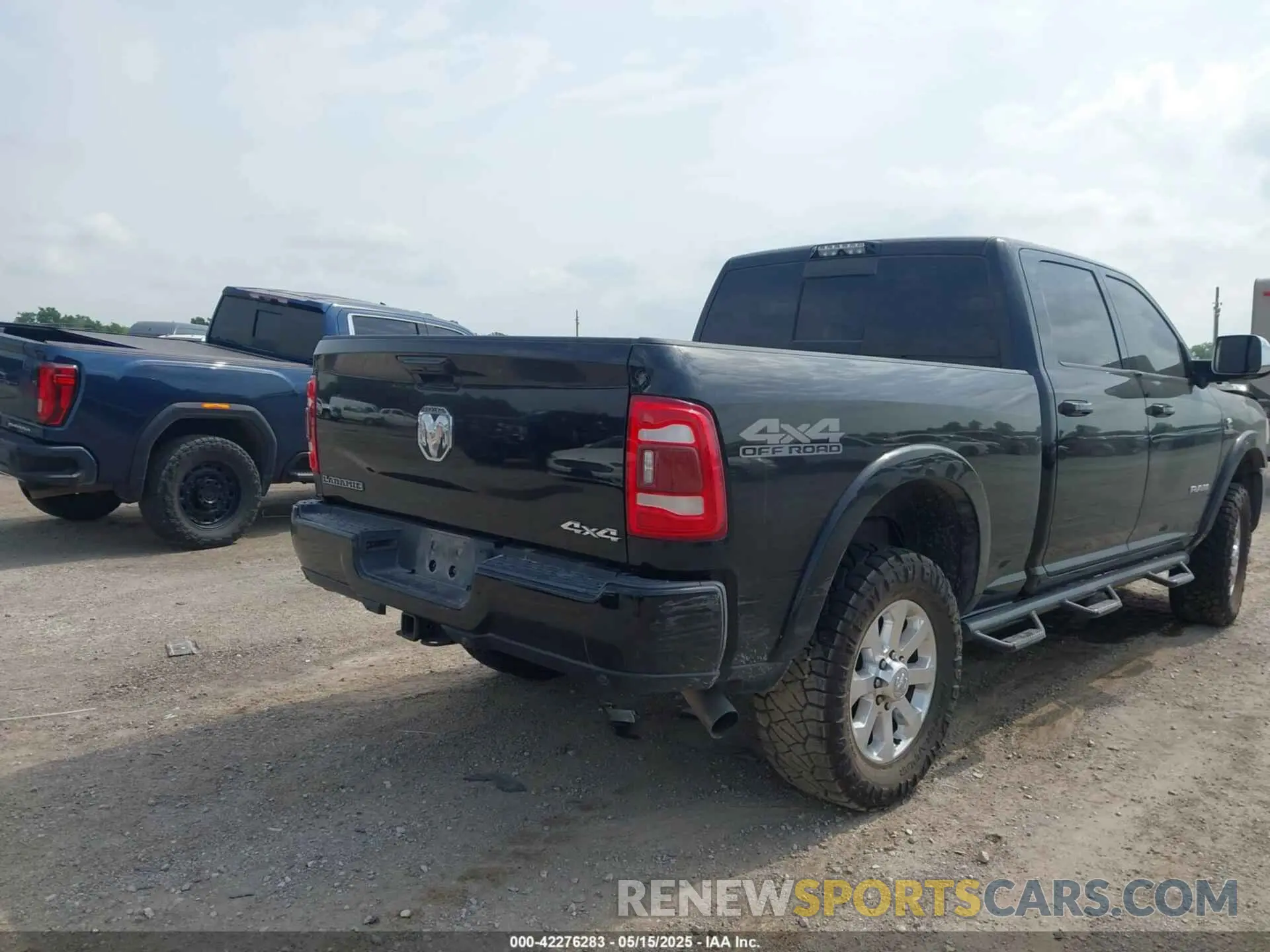 4 Фотография поврежденного автомобиля 3C6UR5FL0KG652693 RAM 2500 2019