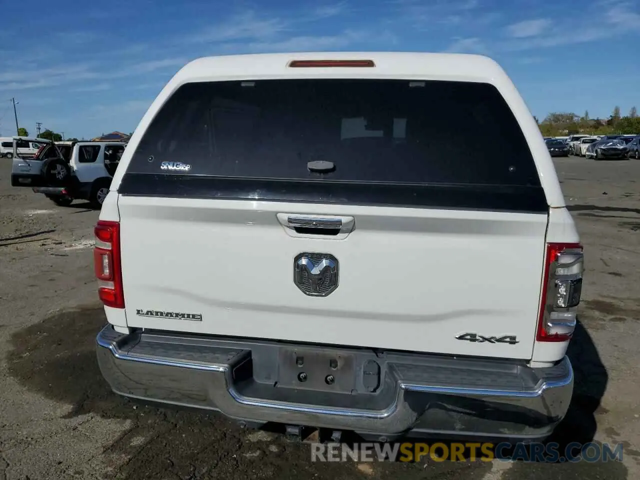 6 Photograph of a damaged car 3C6UR5FL3KG553723 RAM 2500 2019