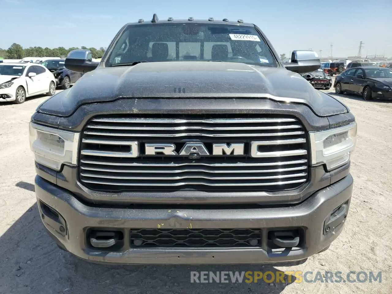 5 Photograph of a damaged car 3C6UR5FL5KG652706 RAM 2500 2019