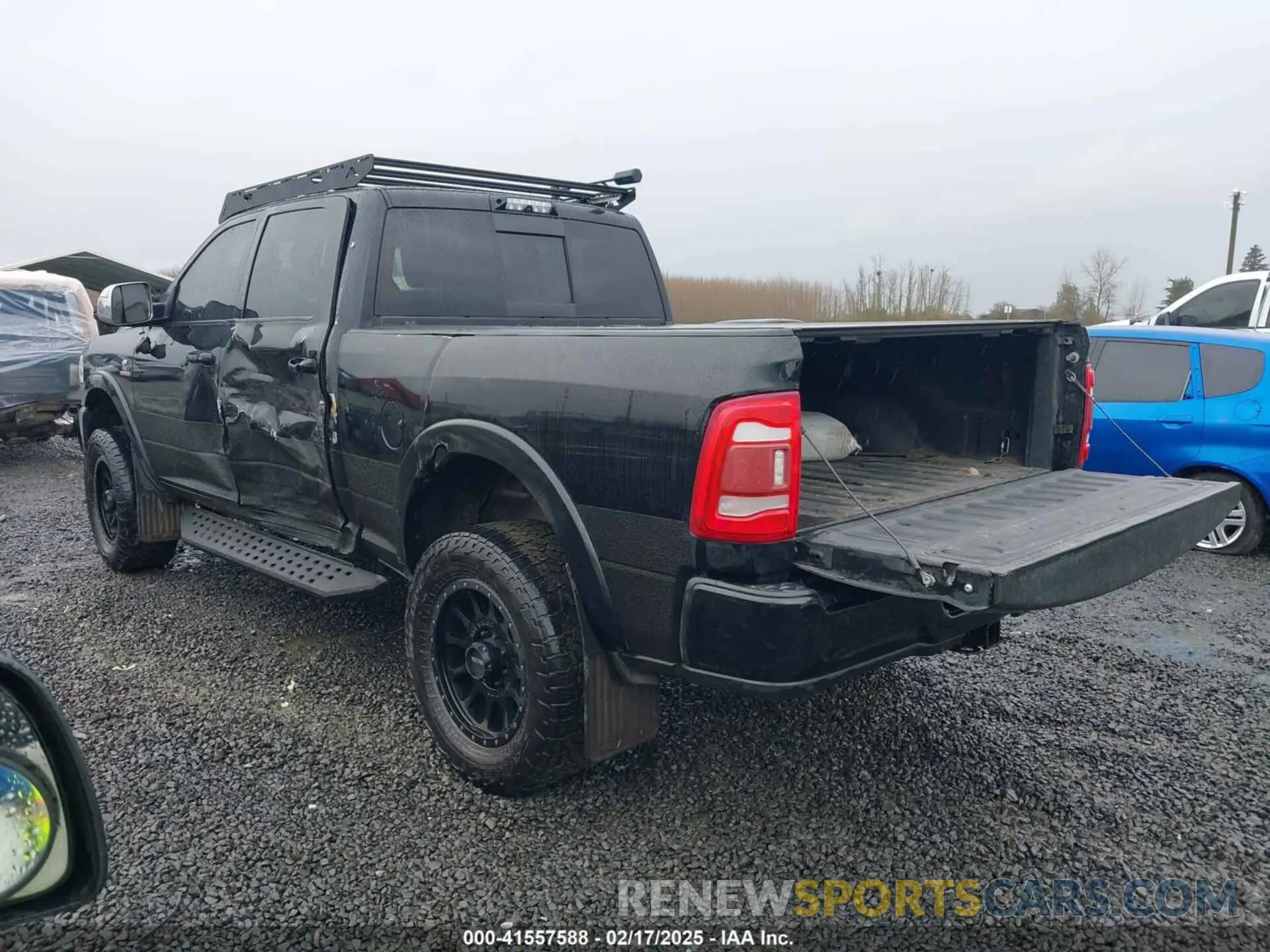 3 Фотография поврежденного автомобиля 3C6UR5FL7KG548833 RAM 2500 2019