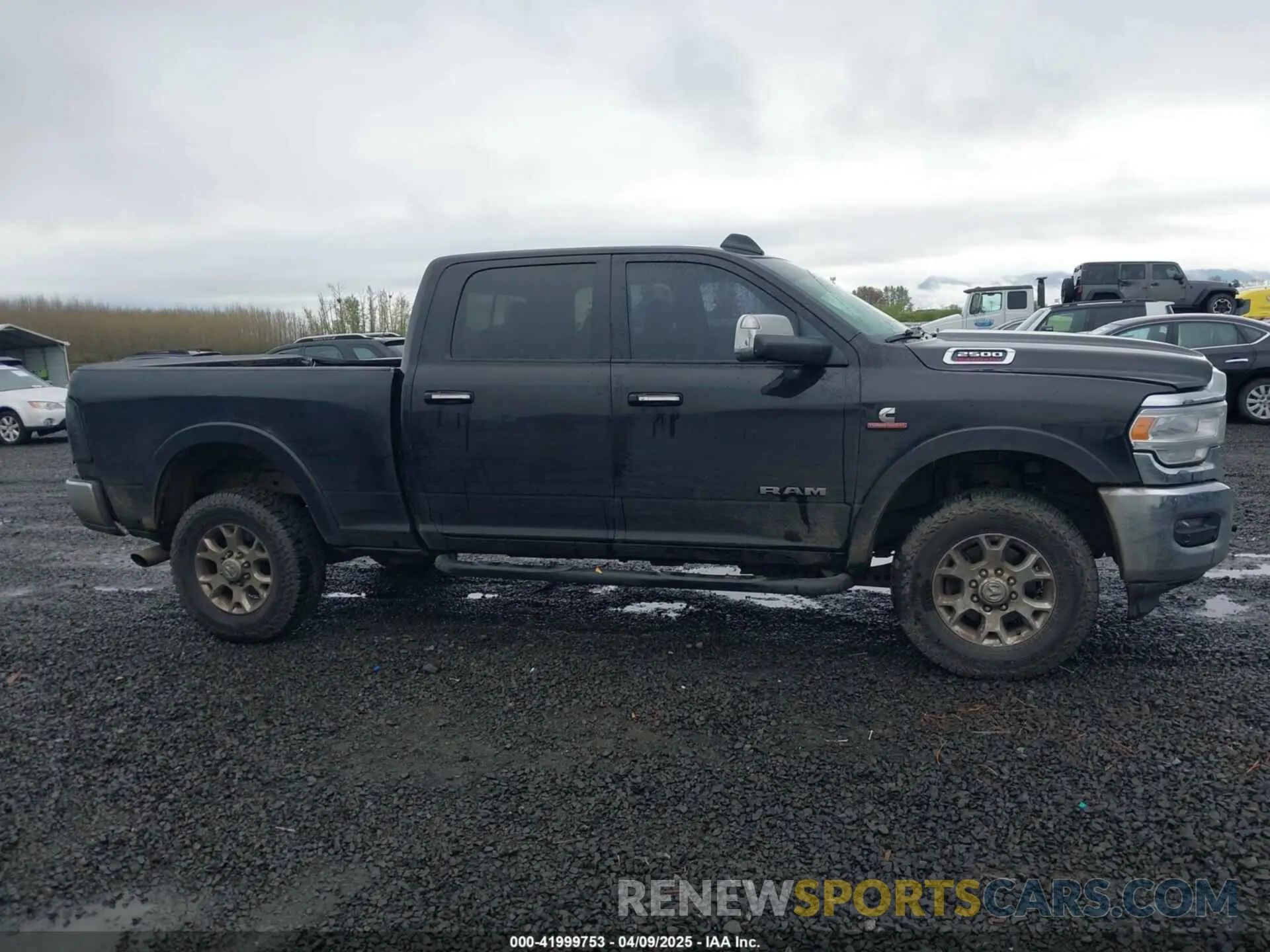 13 Фотография поврежденного автомобиля 3C6UR5FL8KG538859 RAM 2500 2019