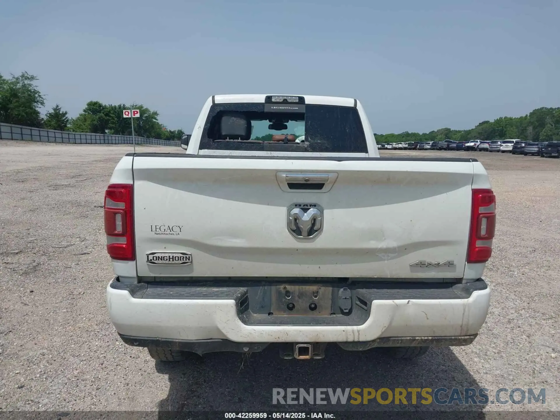 17 Photograph of a damaged car 3C6UR5GL5KG727855 RAM 2500 2019