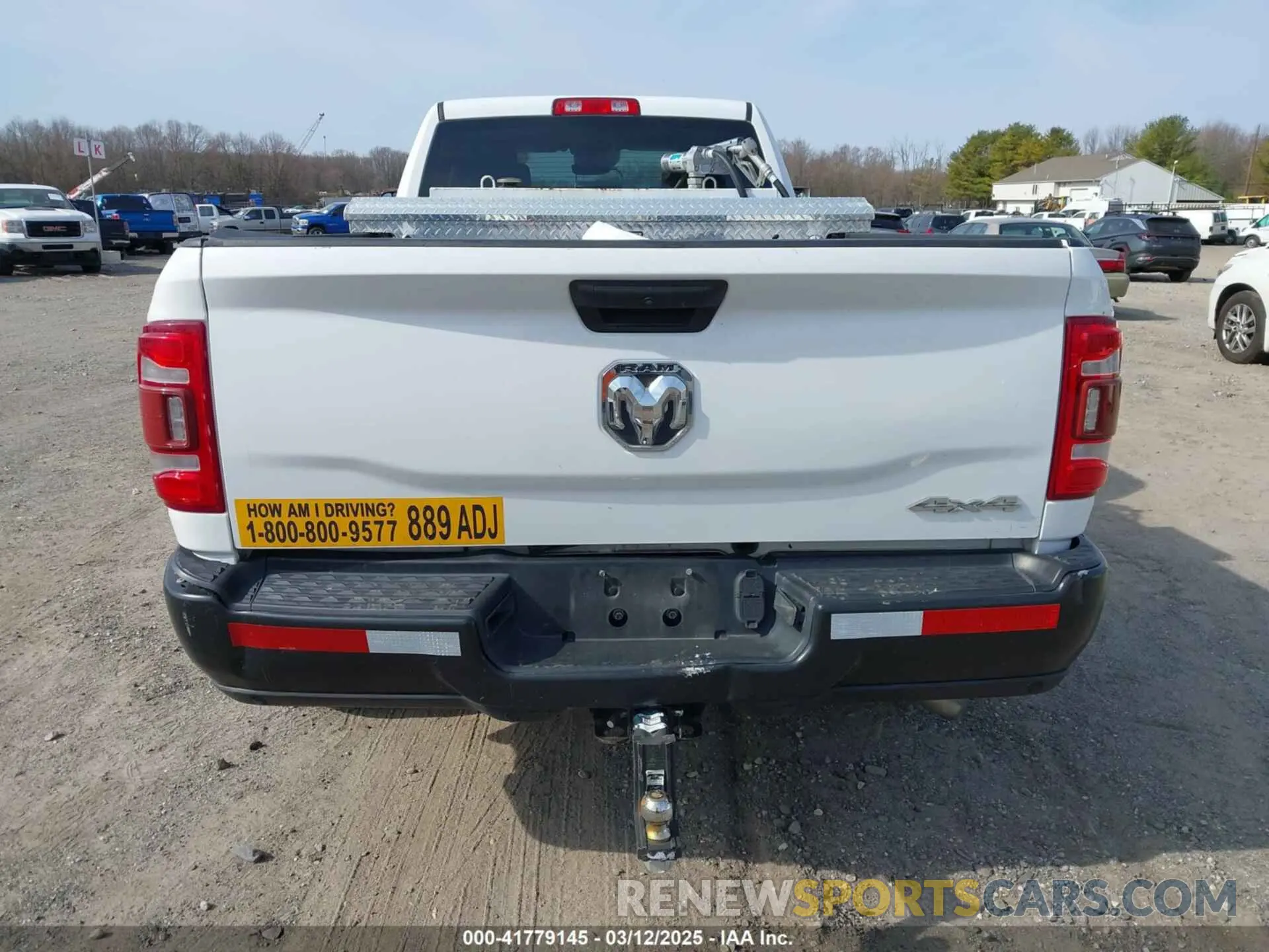 15 Photograph of a damaged car 3C6UR5HJ3KG574034 RAM 2500 2019