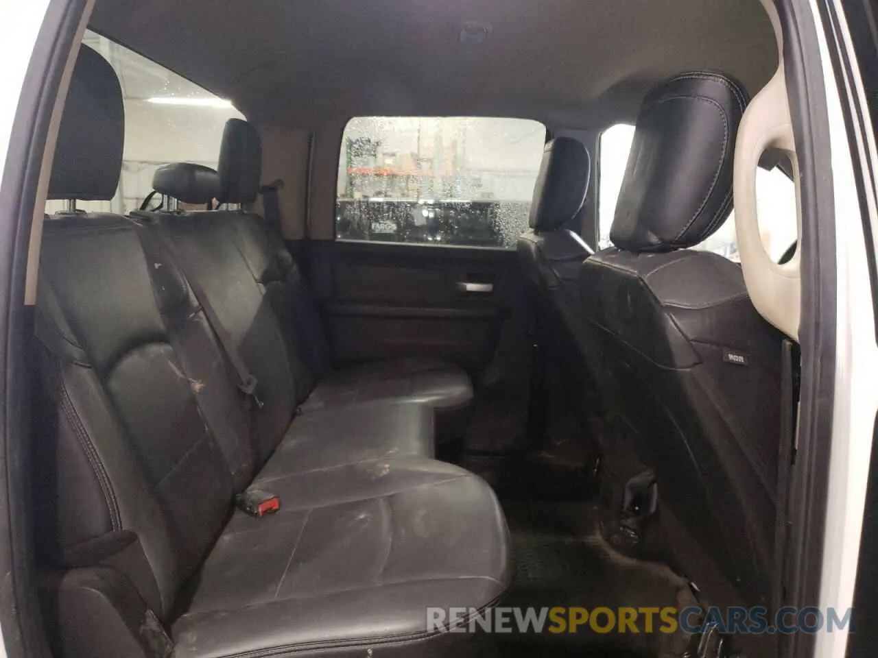 10 Photograph of a damaged car 3C6UR5HL6KG601227 RAM 2500 2019