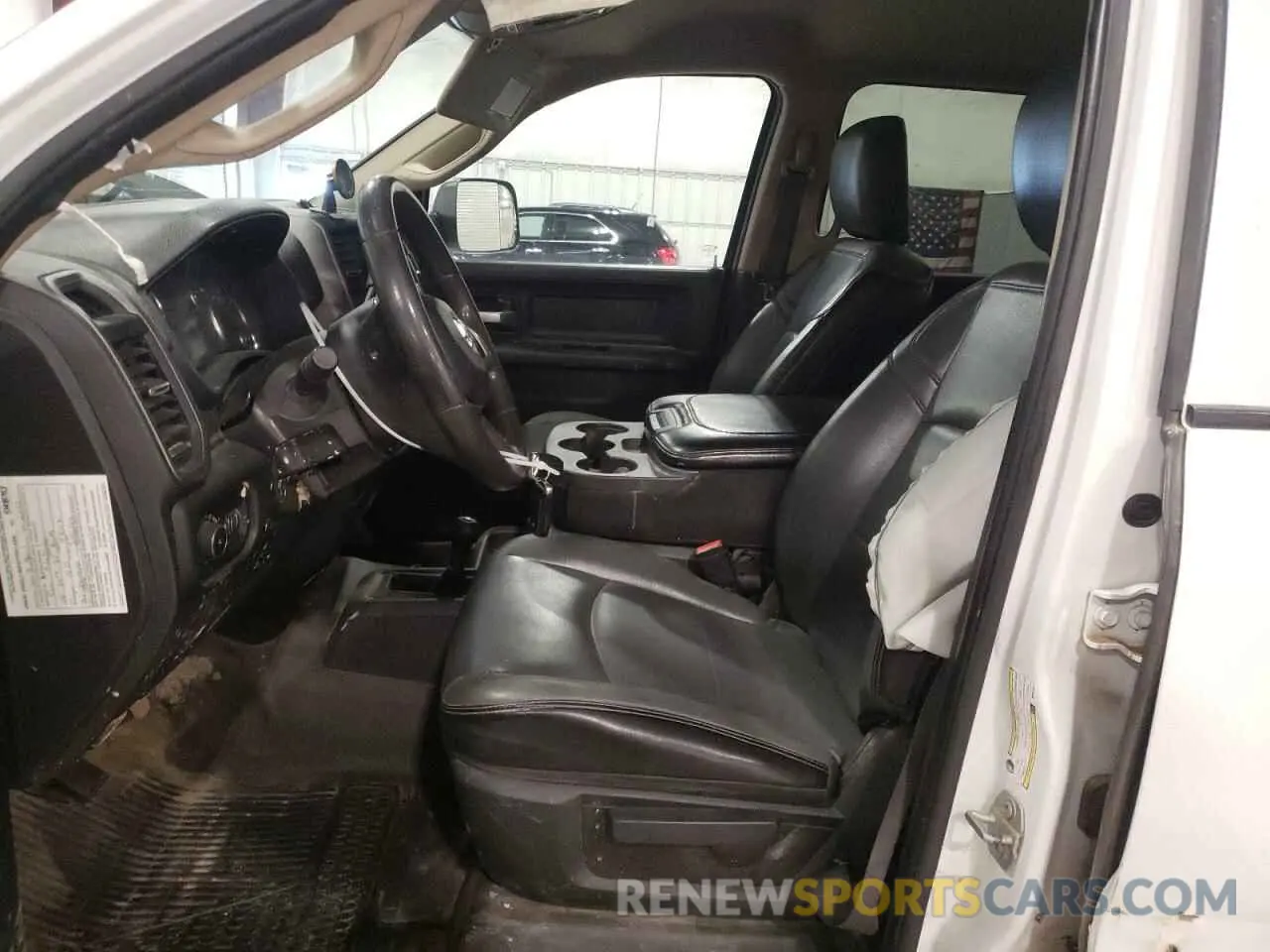 7 Photograph of a damaged car 3C6UR5HL6KG601227 RAM 2500 2019
