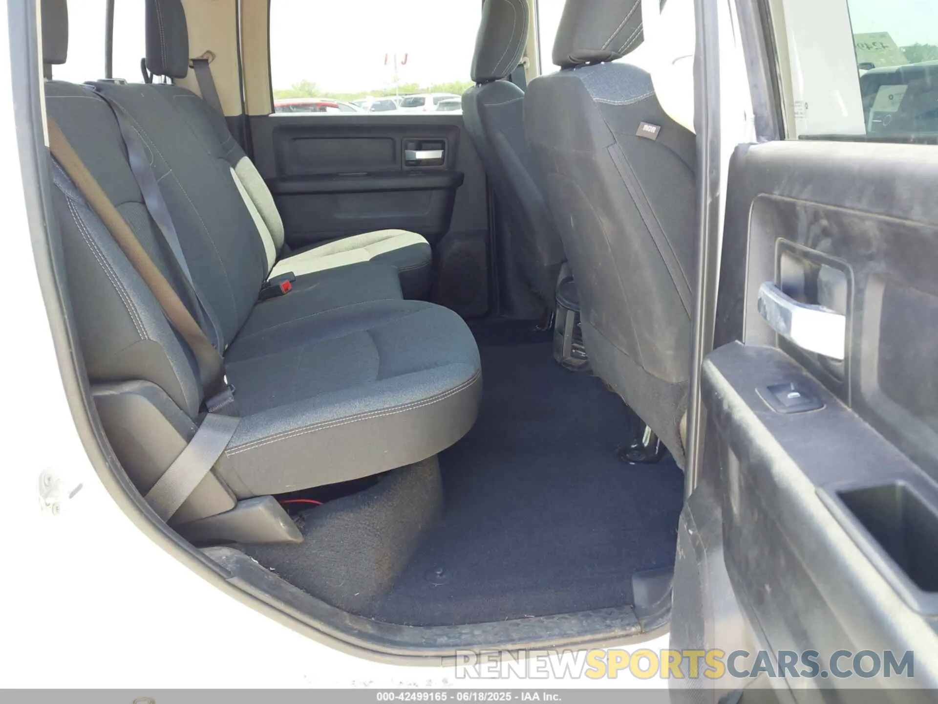 8 Photograph of a damaged car 3C6UR5HLXKG621237 RAM 2500 2019