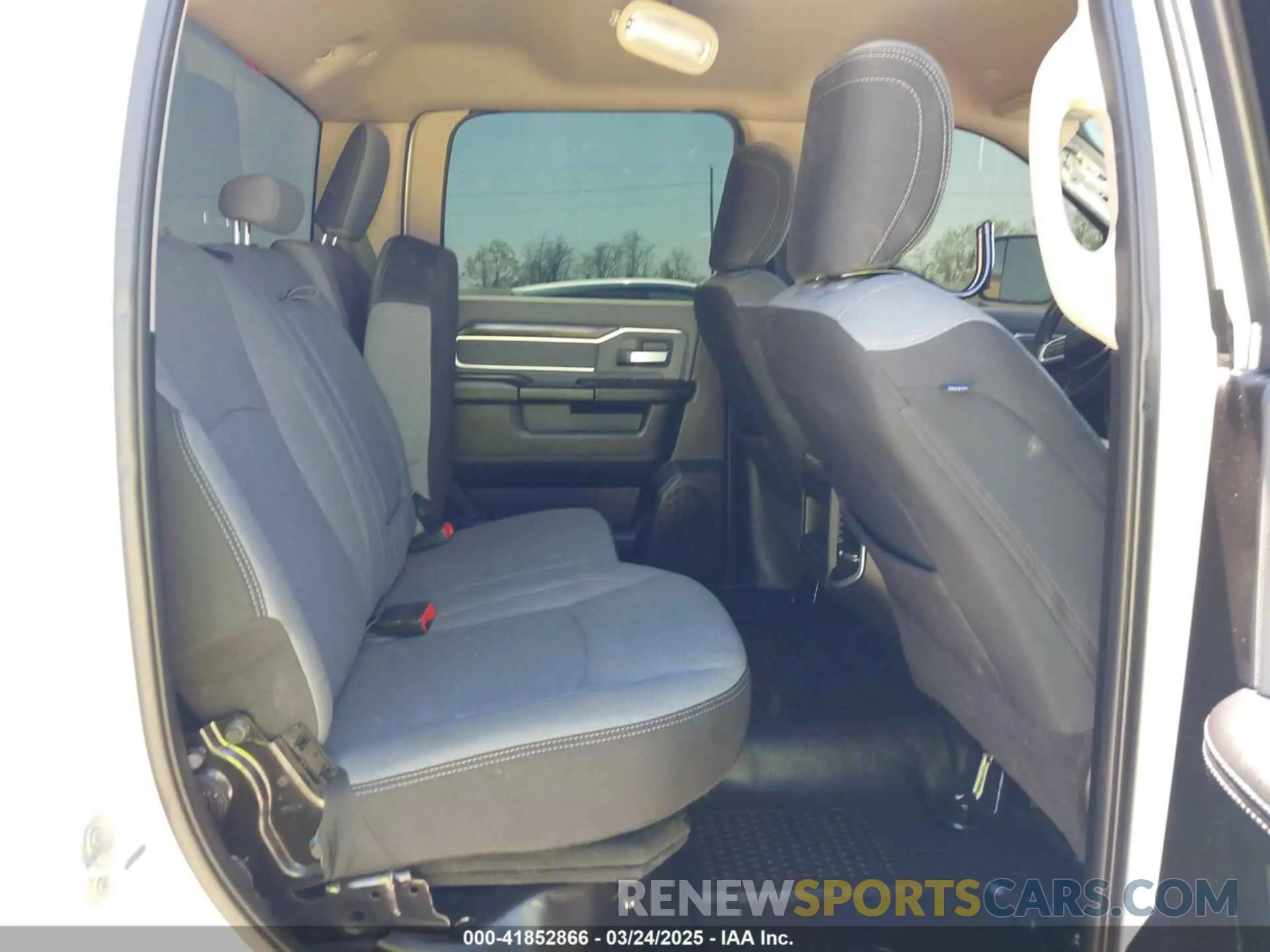 8 Photograph of a damaged car 3C6UR5JJ6KG598077 RAM 2500 2019