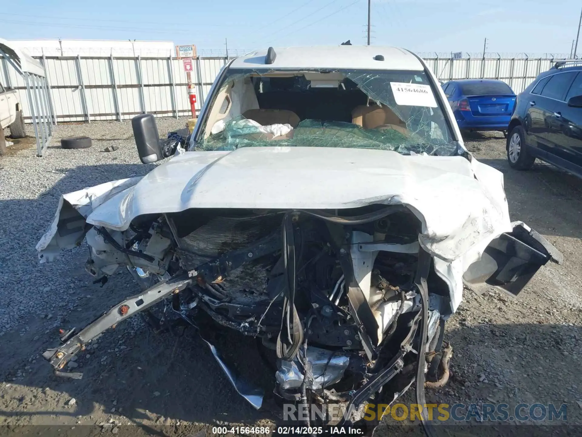 12 Фотография поврежденного автомобиля 3C6UR5JL0KG519472 RAM 2500 2019