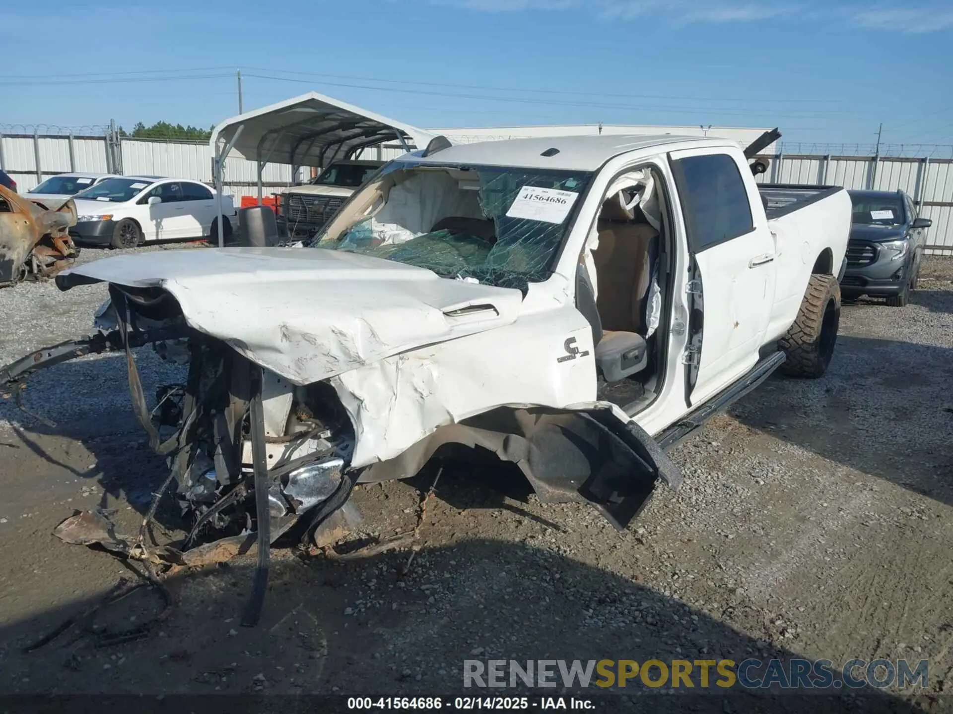 6 Фотография поврежденного автомобиля 3C6UR5JL0KG519472 RAM 2500 2019