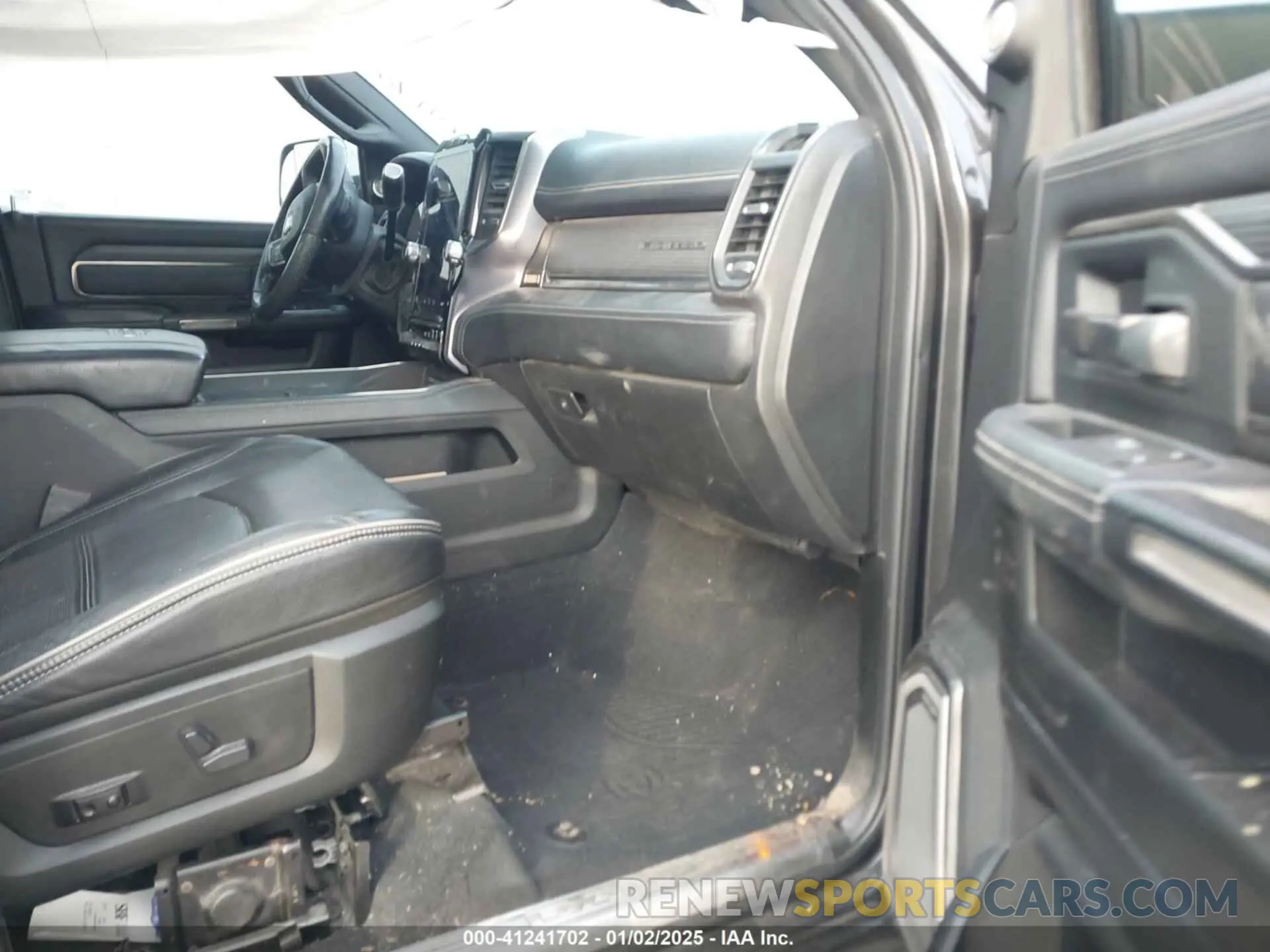 5 Фотография поврежденного автомобиля 3C6UR5SL8KG516995 RAM 2500 2019