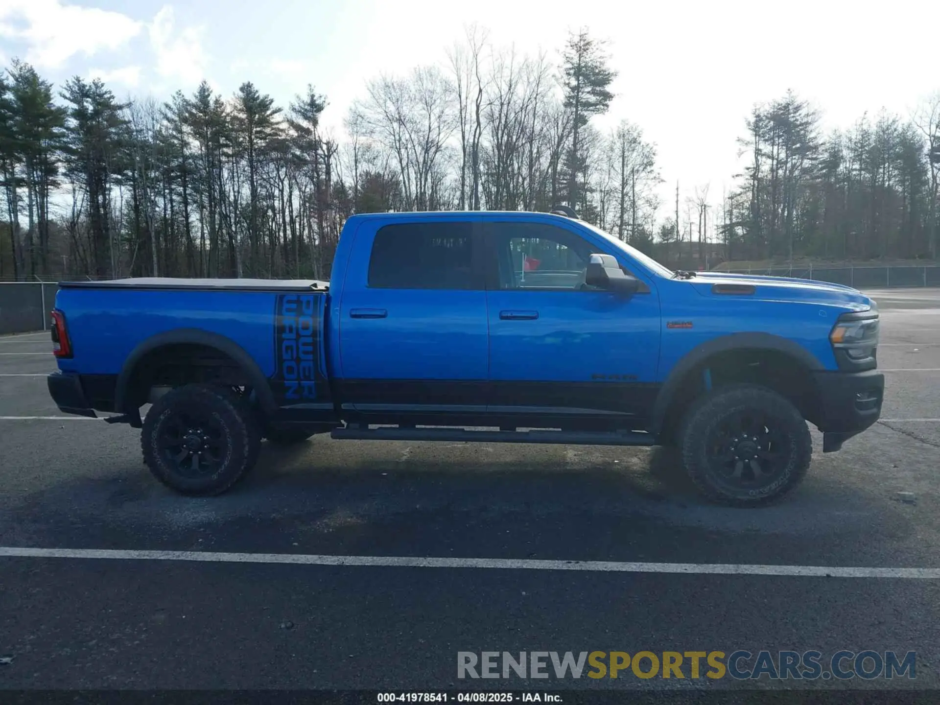 13 Фотография поврежденного автомобиля 3C6TR5EJ2LG150281 RAM 2500 2020