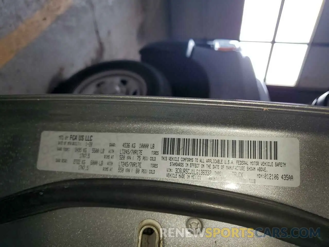 12 Фотография поврежденного автомобиля 3C6UR5CJ1LG136332 RAM 2500 2020