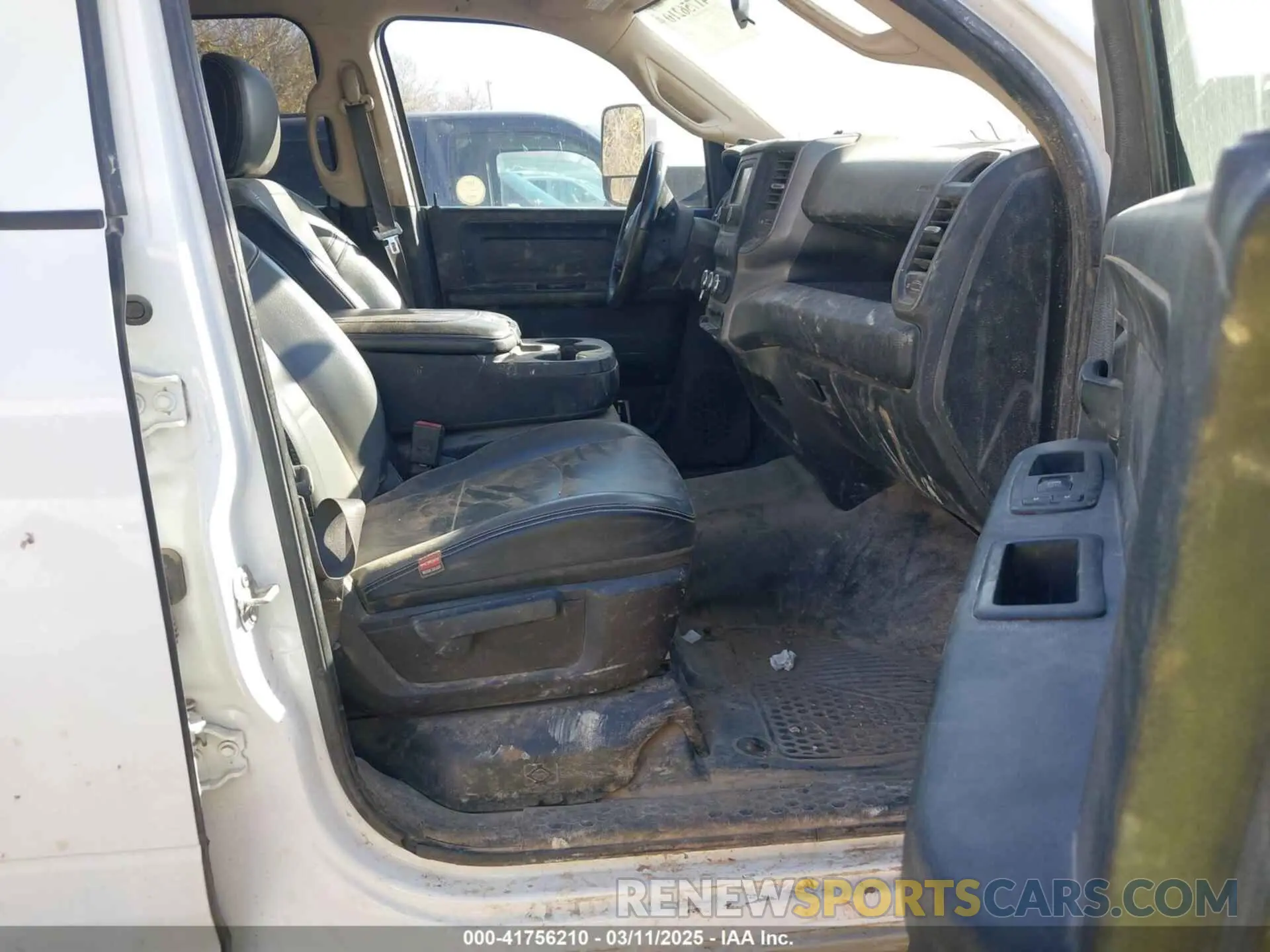 5 Photograph of a damaged car 3C6UR5CJ3LG187945 RAM 2500 2020