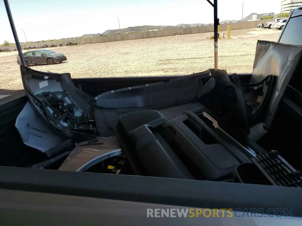 12 Photograph of a damaged car 3C6UR5DL0LG282821 RAM 2500 2020