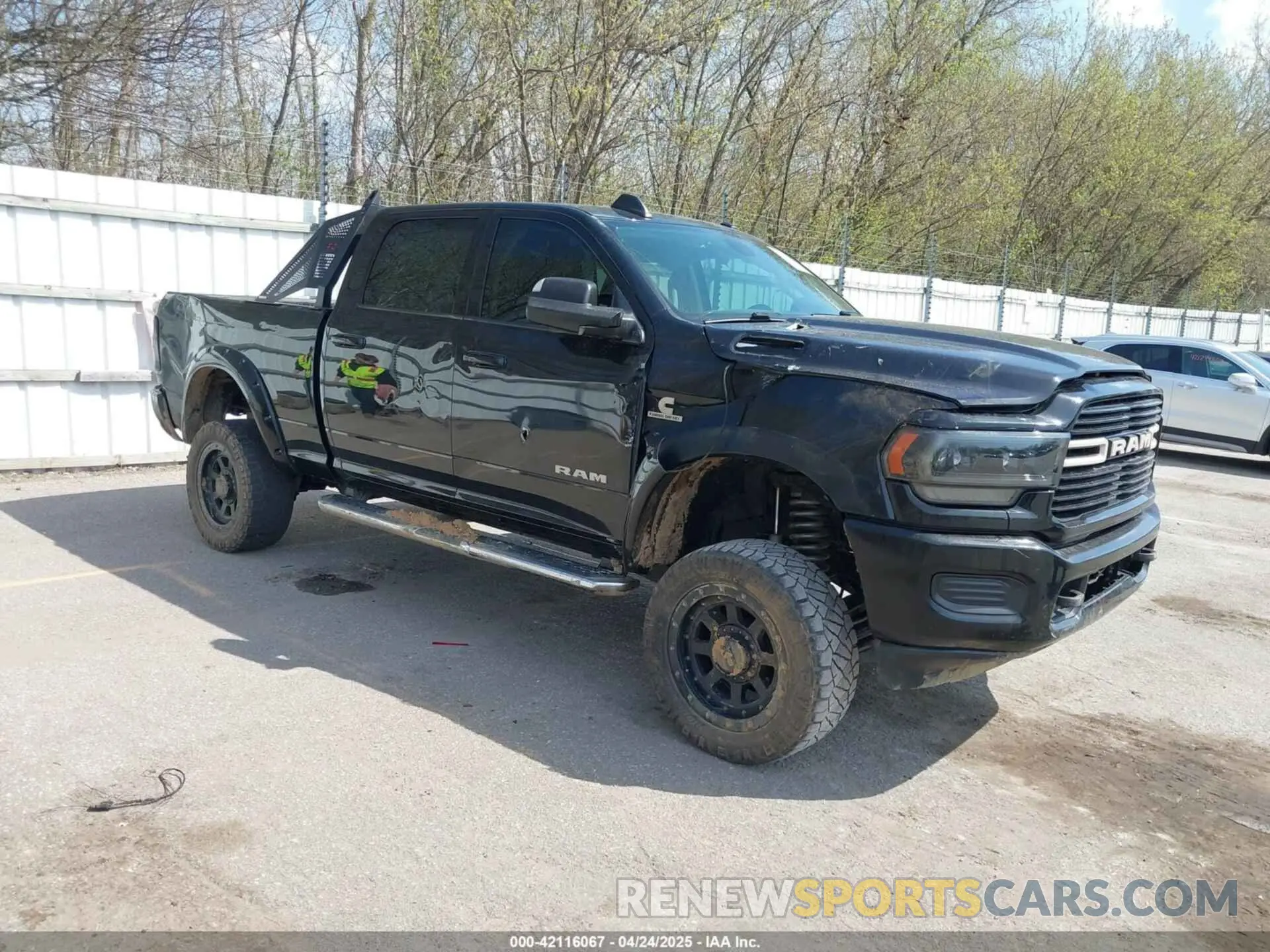 1 Фотография поврежденного автомобиля 3C6UR5DL6LG116741 RAM 2500 2020