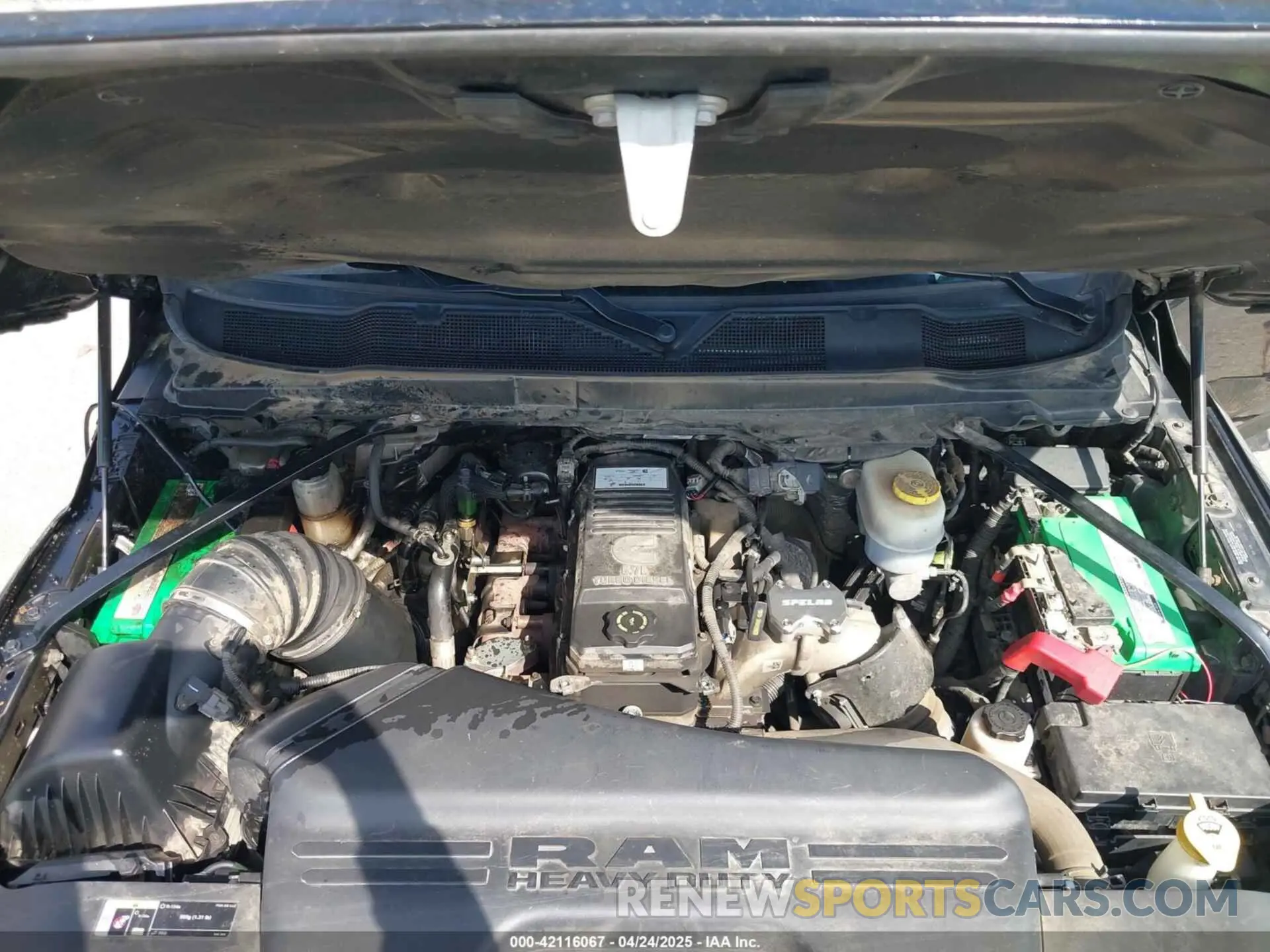 10 Фотография поврежденного автомобиля 3C6UR5DL6LG116741 RAM 2500 2020