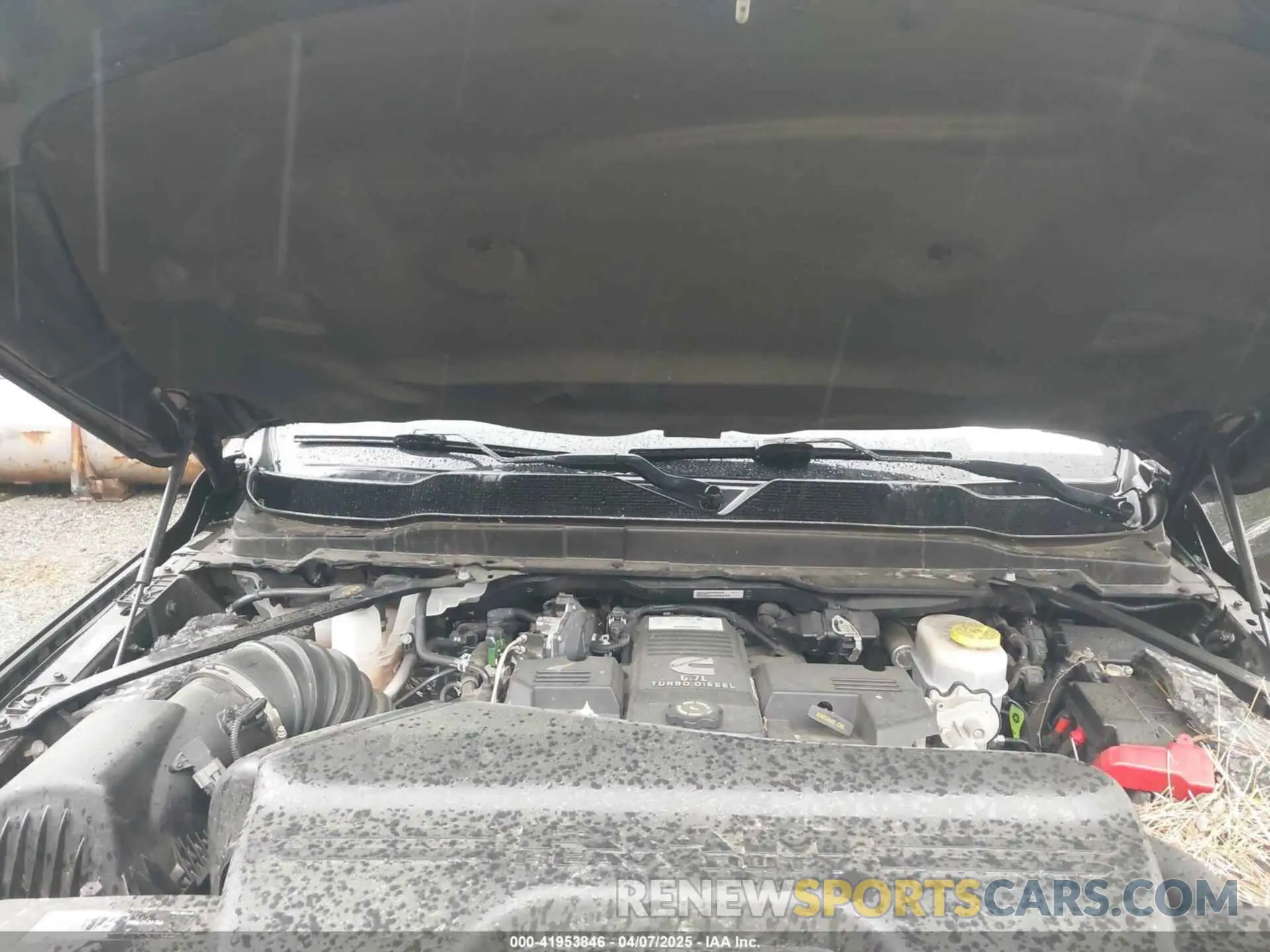 10 Фотография поврежденного автомобиля 3C6UR5DL6LG205855 RAM 2500 2020
