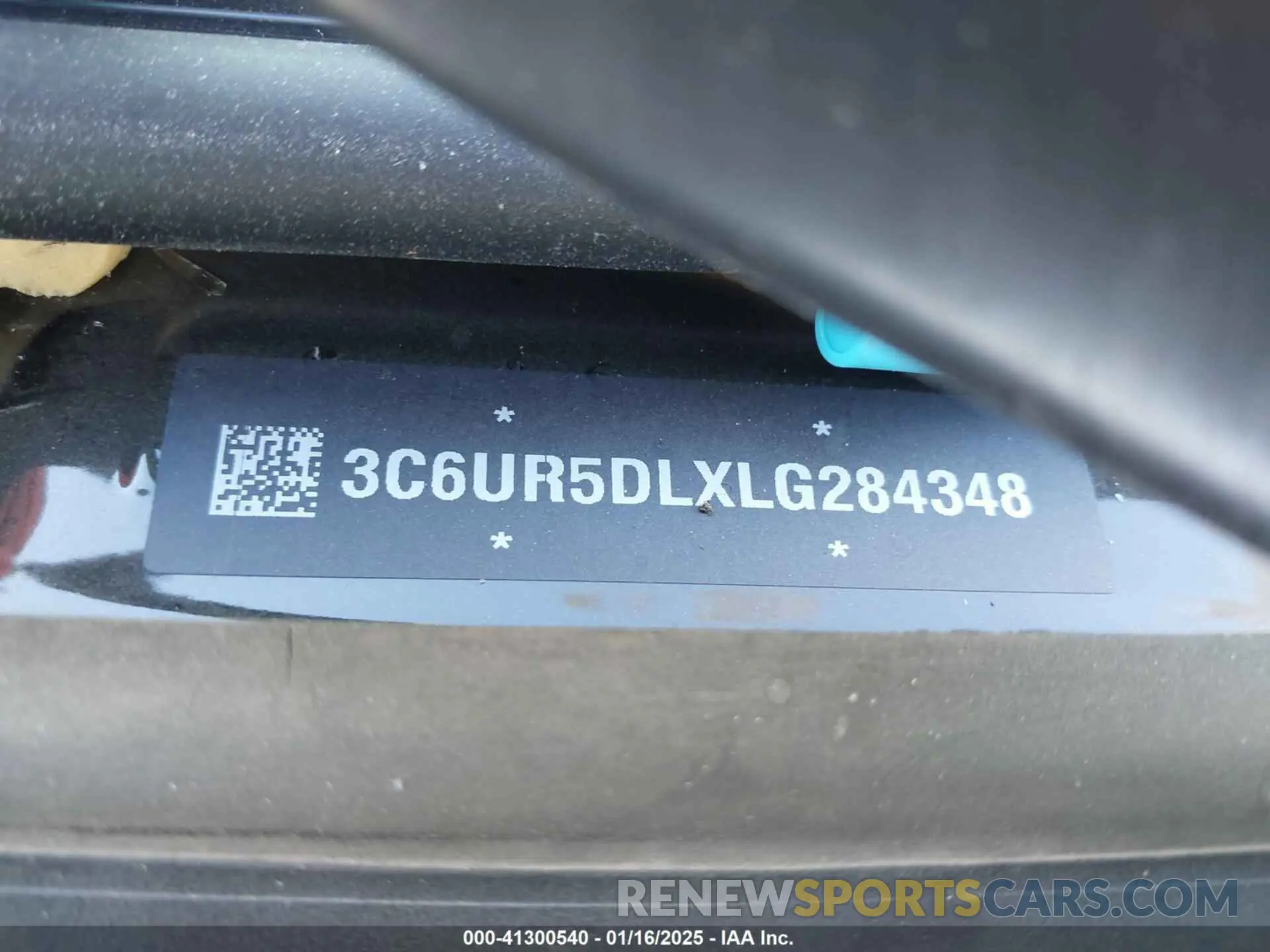 9 Фотография поврежденного автомобиля 3C6UR5DLXLG284348 RAM 2500 2020