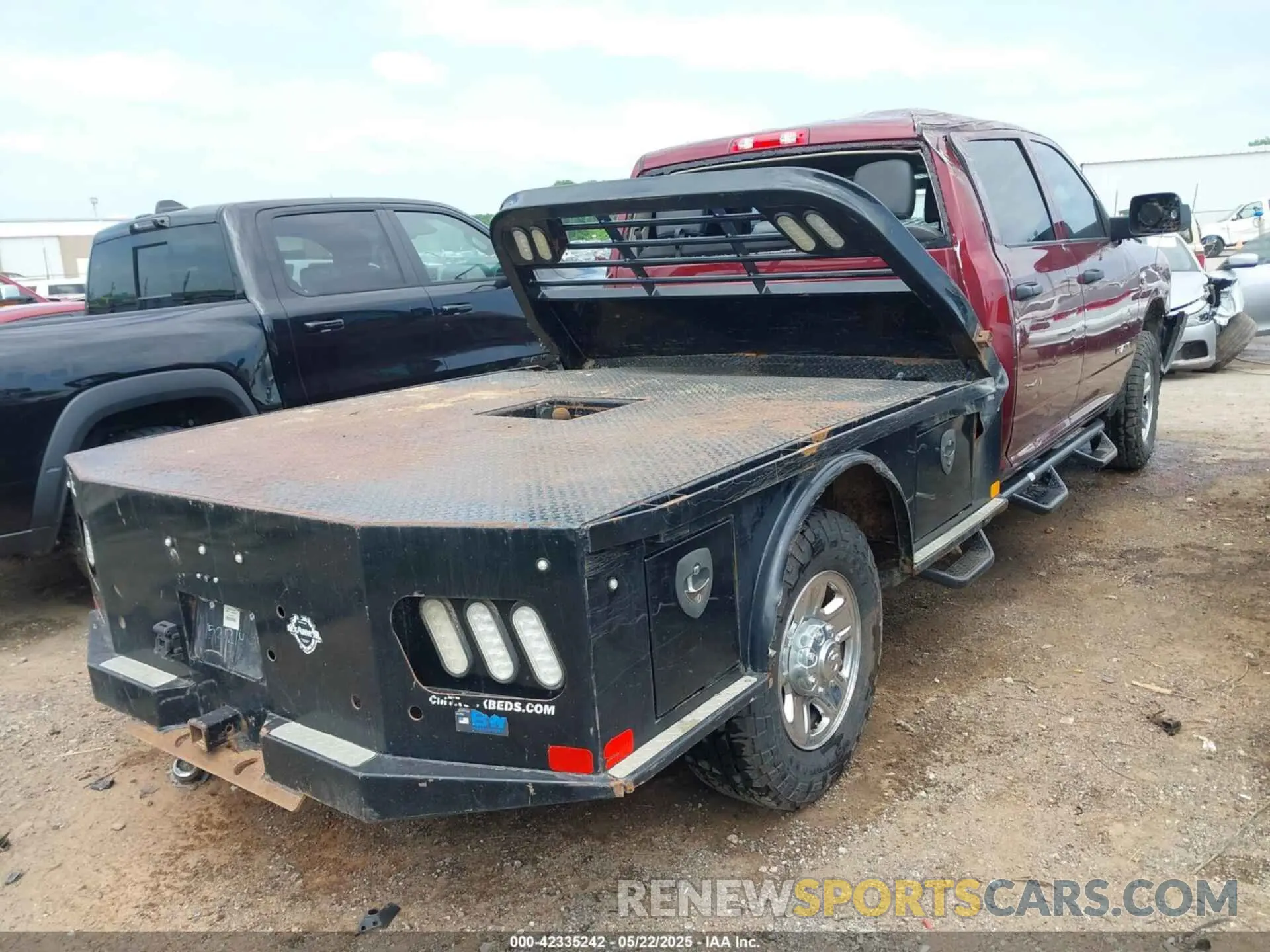 4 Фотография поврежденного автомобиля 3C6UR5HL0LG239560 RAM 2500 2020