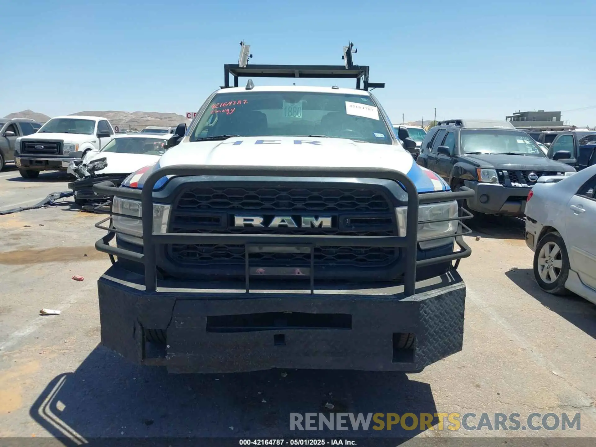 12 Photograph of a damaged car 3C7WR4HJ3LG145556 RAM 2500 2020