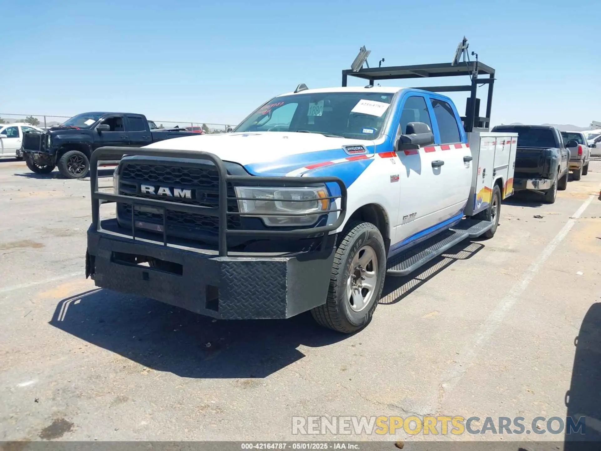2 Photograph of a damaged car 3C7WR4HJ3LG145556 RAM 2500 2020
