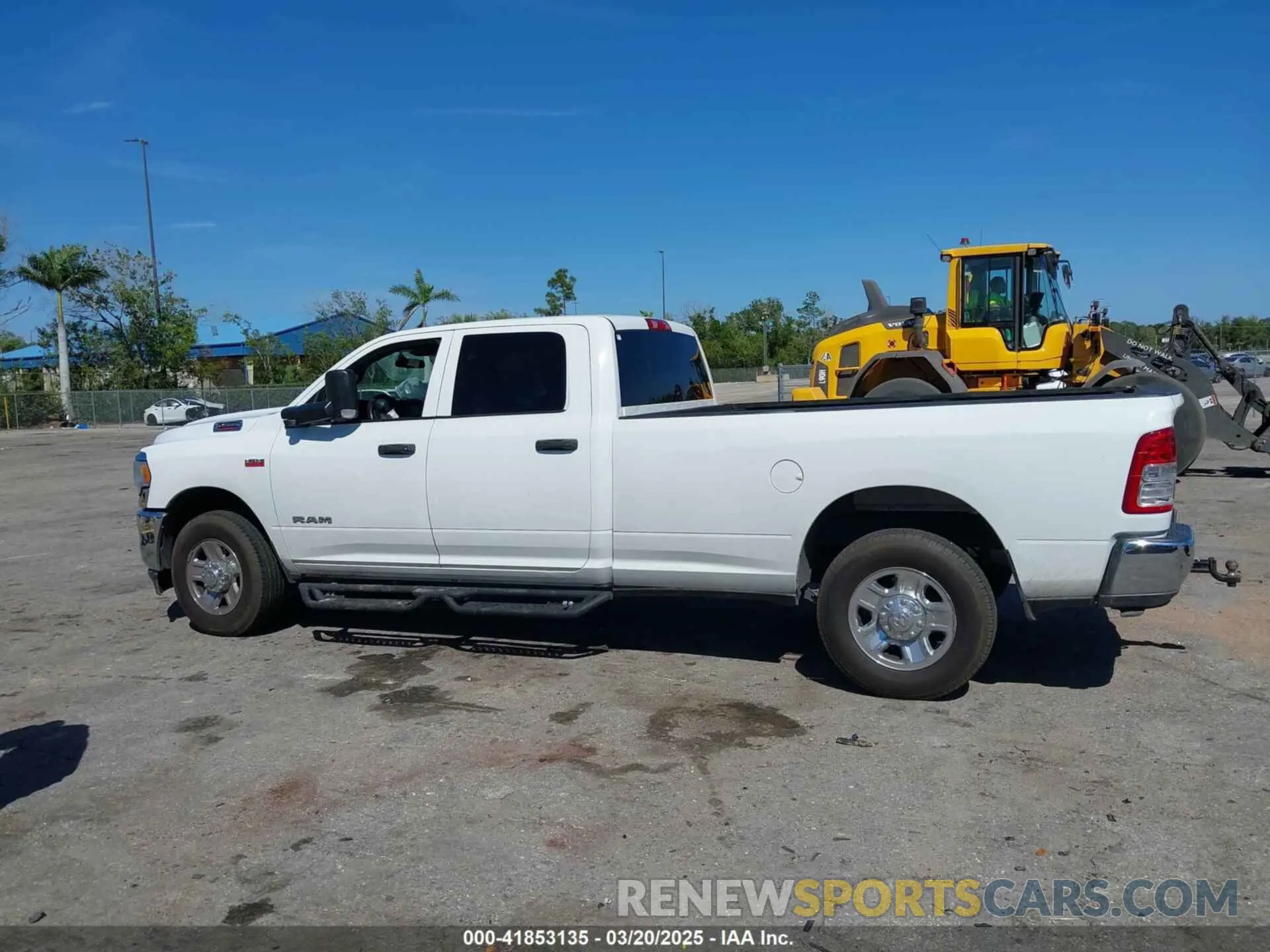 14 Фотография поврежденного автомобиля 3C6UR4HJ3MG501081 RAM 2500 2021
