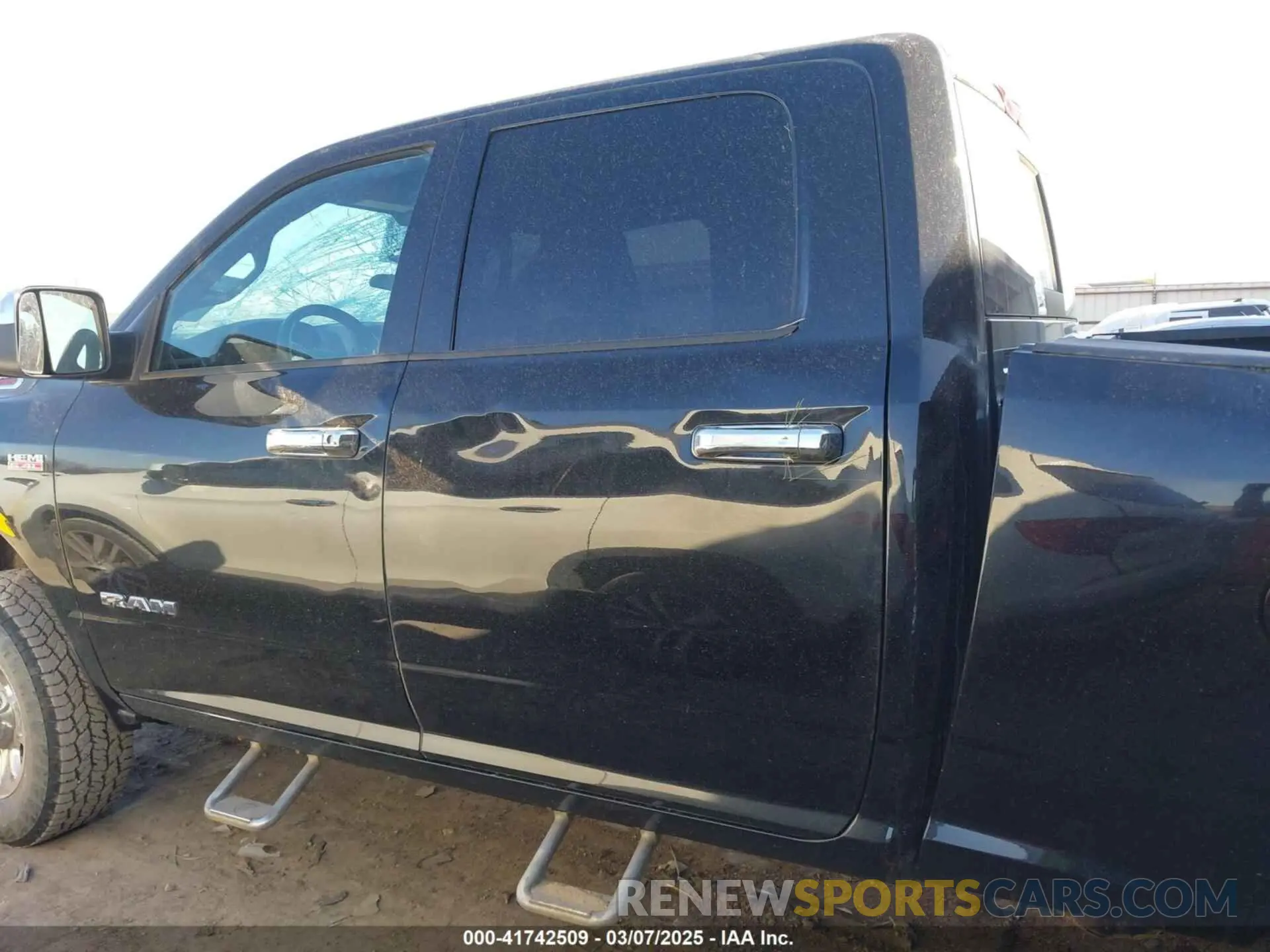 15 Photograph of a damaged car 3C6UR5CJ2MG573337 RAM 2500 2021