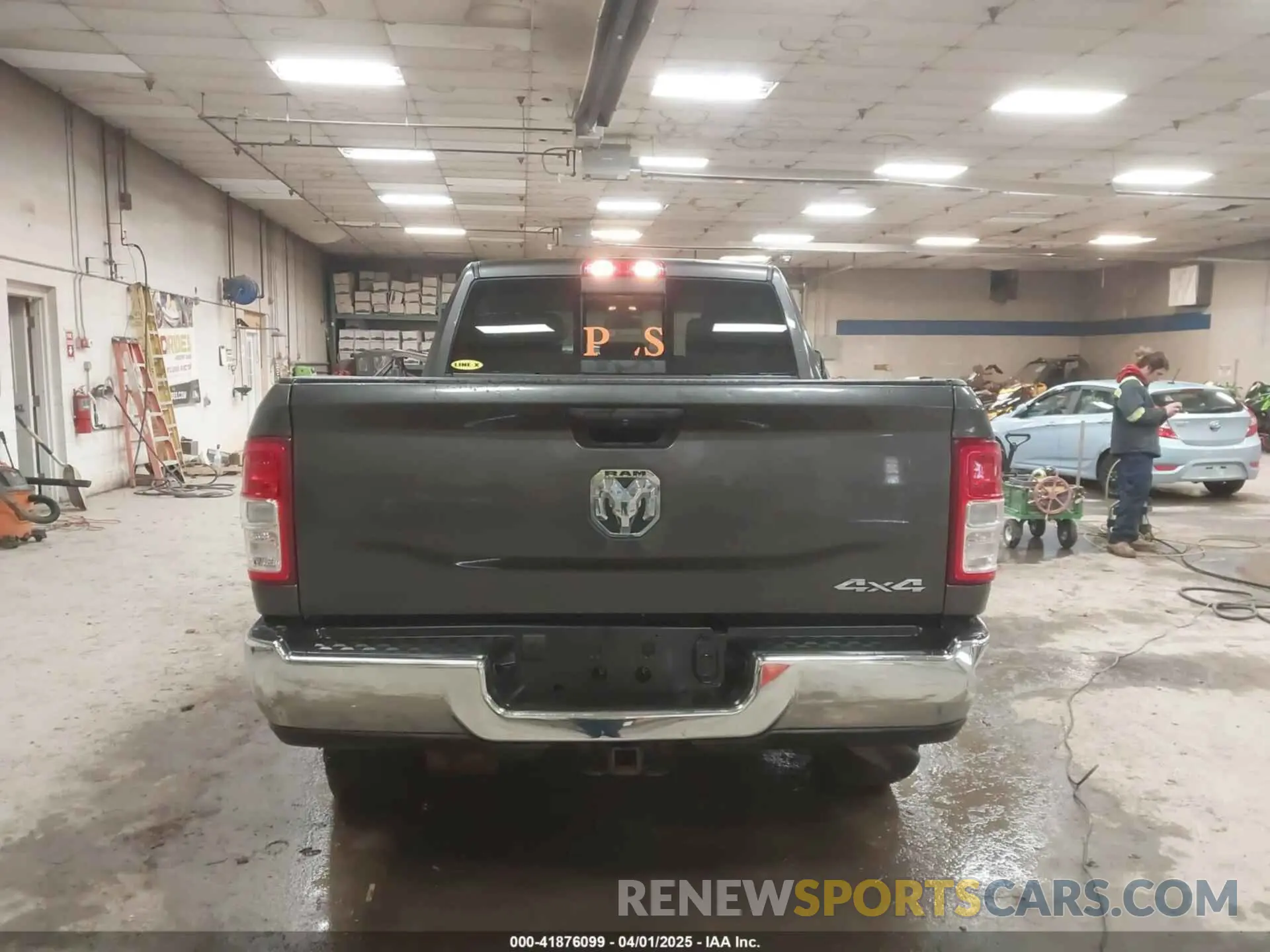 16 Photograph of a damaged car 3C6UR5CJ3MG681322 RAM 2500 2021