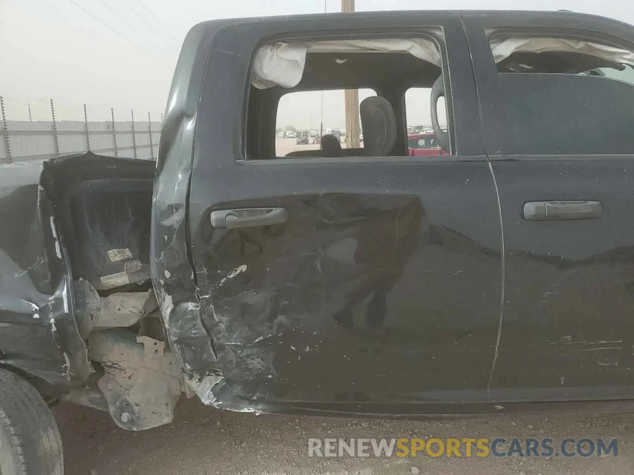 10 Photograph of a damaged car 3C6UR5CJ9MG516214 RAM 2500 2021