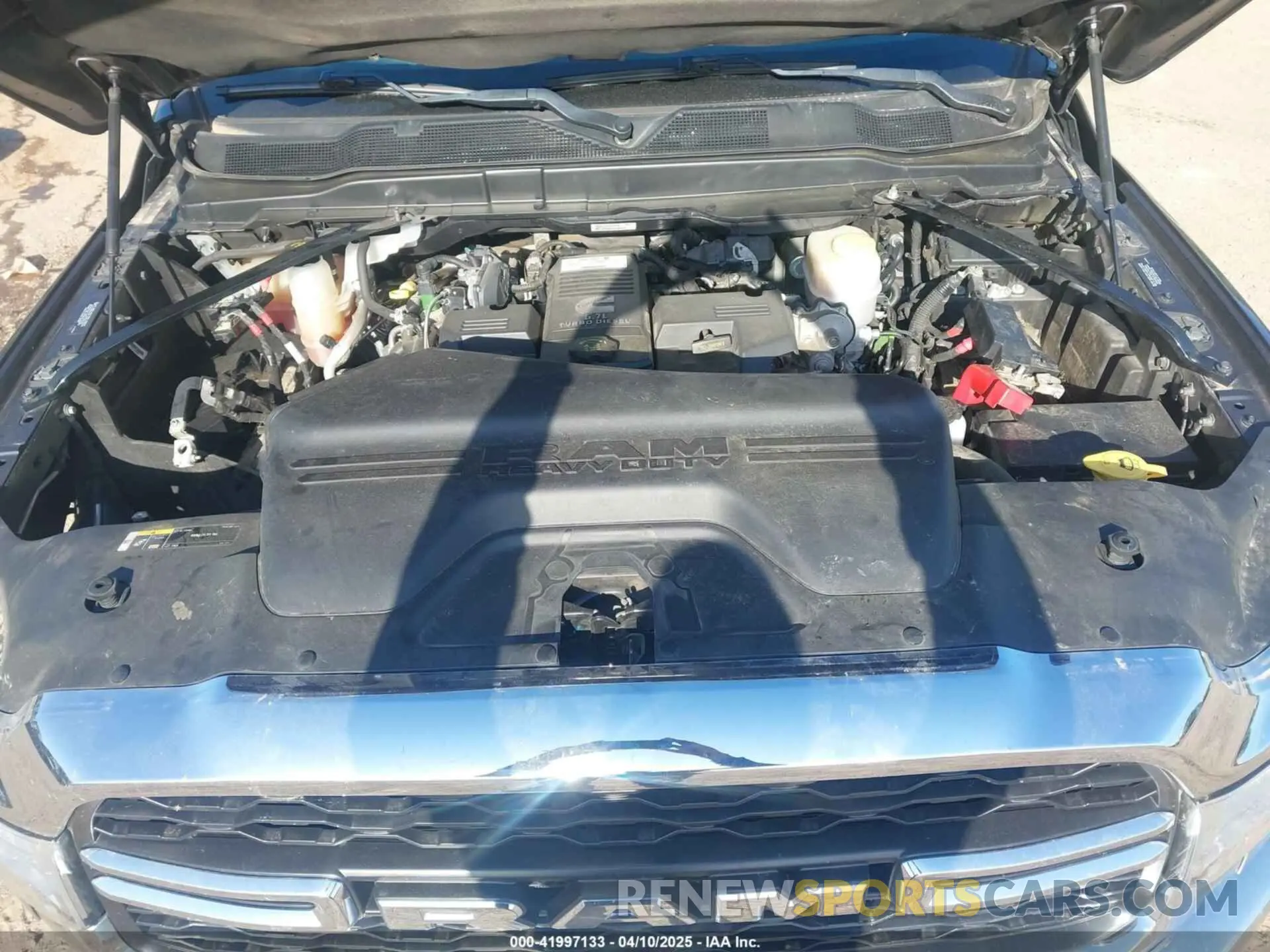 10 Photograph of a damaged car 3C6UR5CL4MG655572 RAM 2500 2021