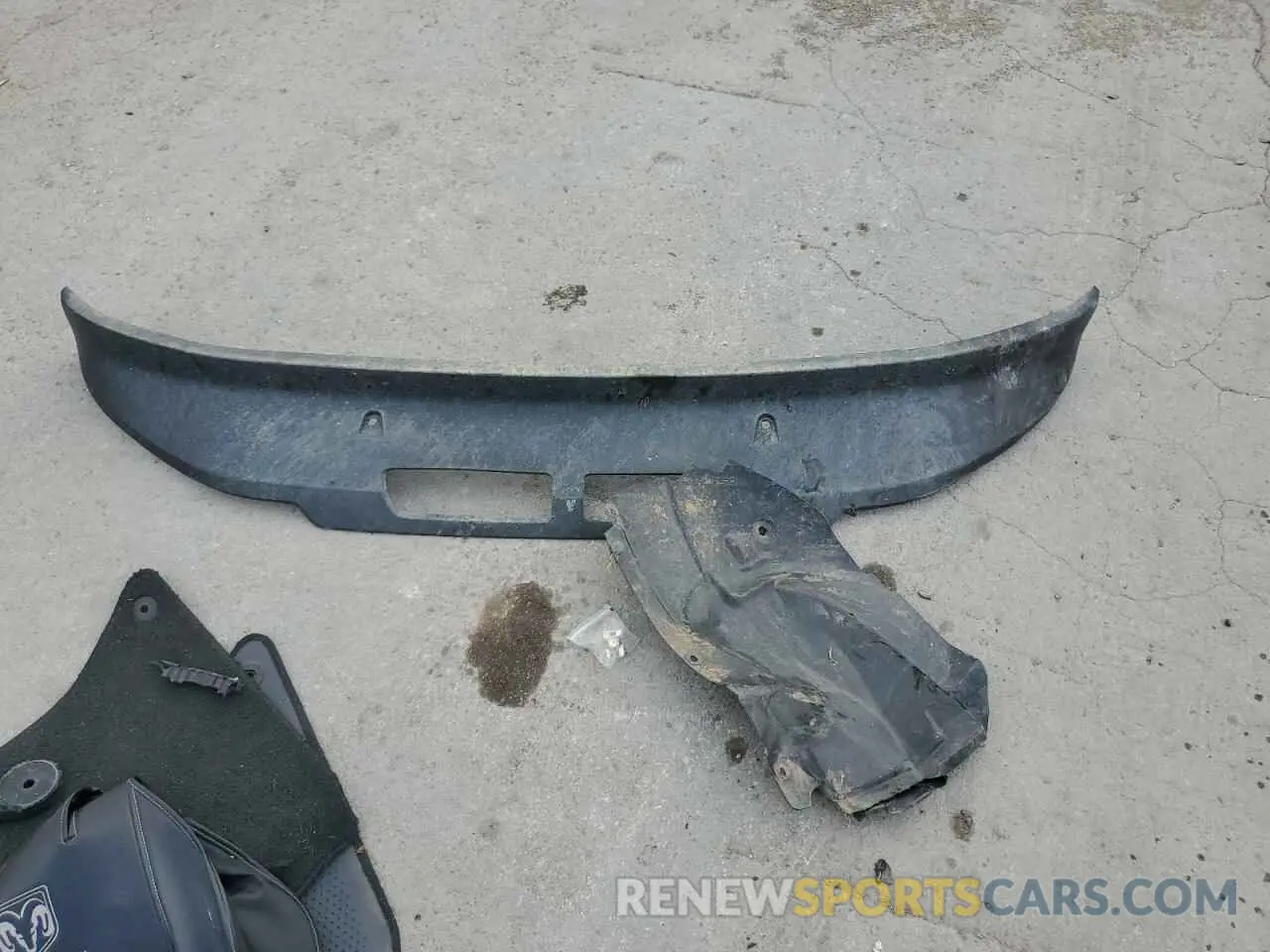 12 Photograph of a damaged car 3C6UR5DJ7MG556130 RAM 2500 2021